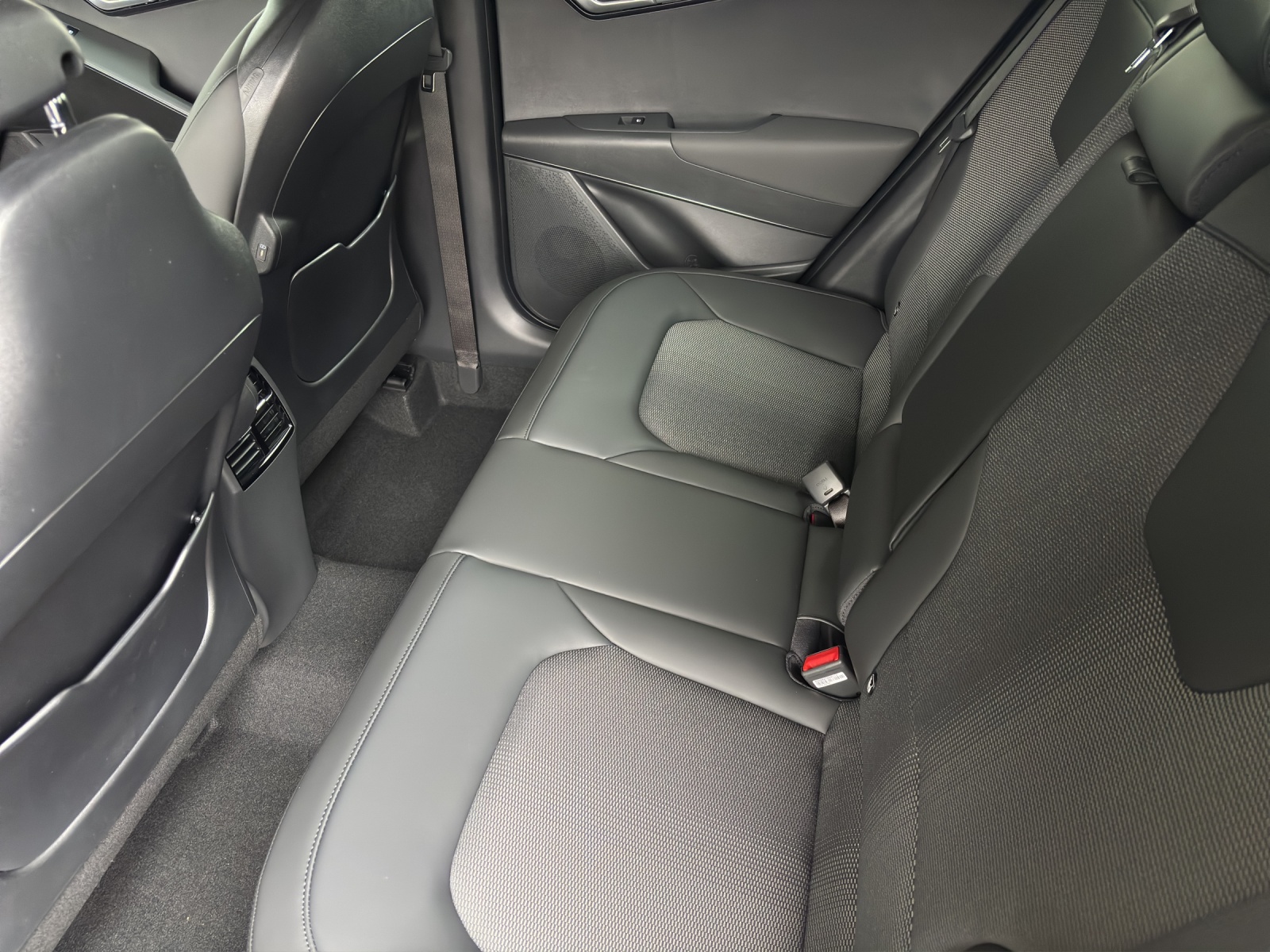 KIA Niro 1.6 GDi Hybrid Power Edition-image-13
