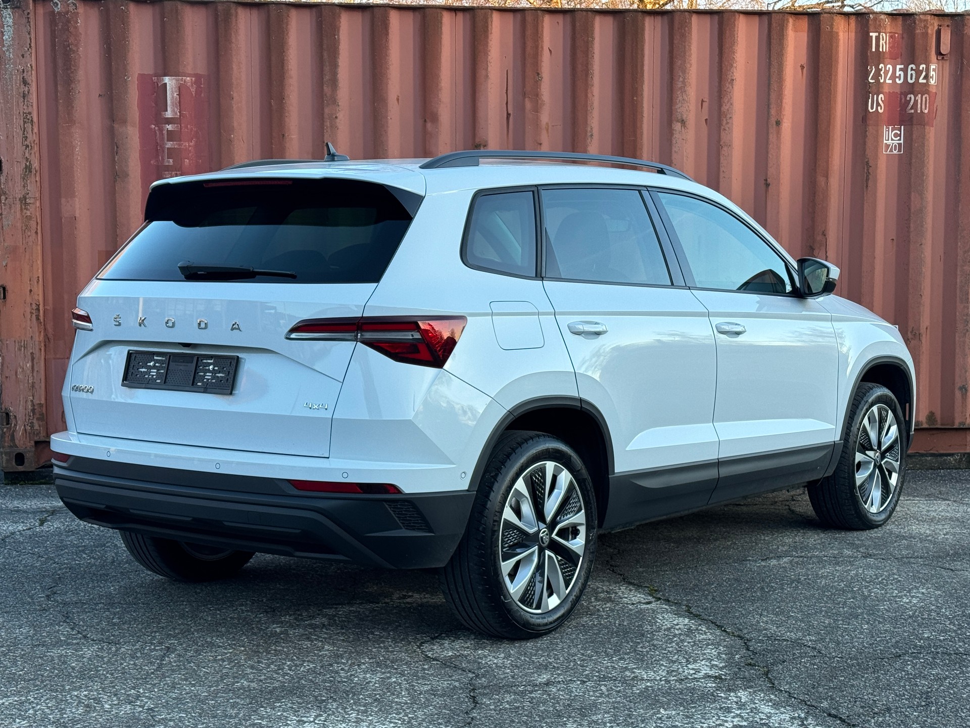 SKODA Karoq 2.0 TDI CR Style 4x4 DSG-showroom-element-1
