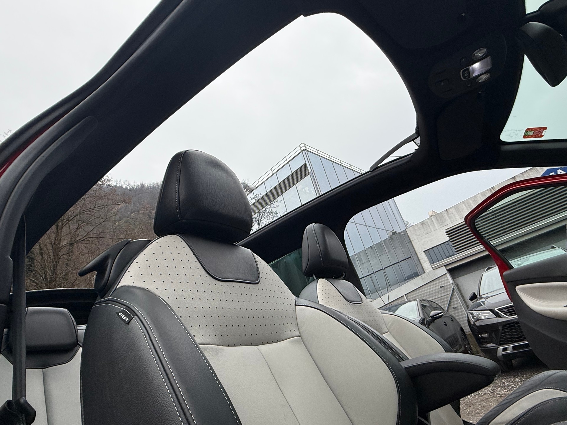DS AUTOMOBILES DS3 Cabrio 1.6 THP Sport Chic-image-8