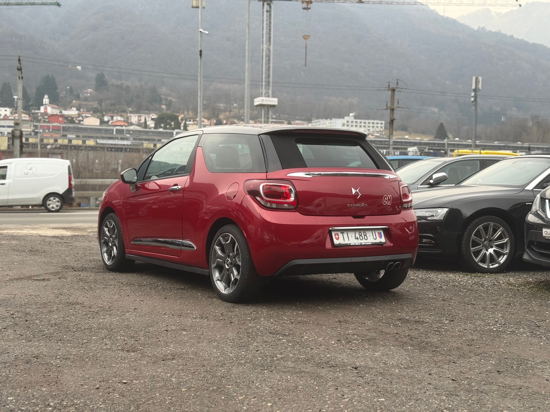 DS AUTOMOBILES DS3 Cabrio 1.6 THP Sport Chic-image-4