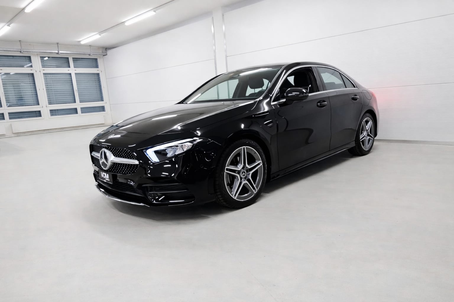 MERCEDES-BENZ A 200 AMG Line *Limousine* *Rückfahrkamera* *Leasing ohne Anzahlung ab 420.-*-showroom-element-2
