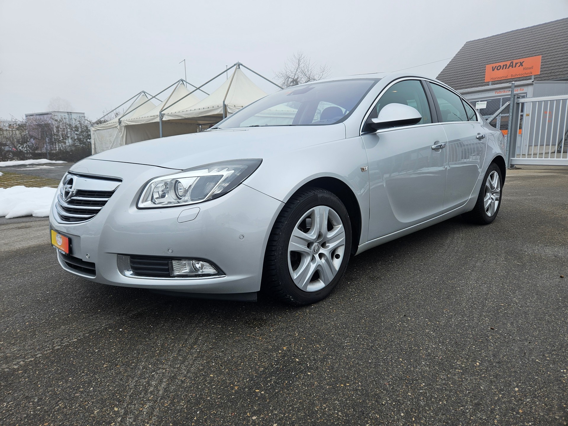 OPEL Insignia 2.0 Turbo Cosmo 4WD Automatic-image-13