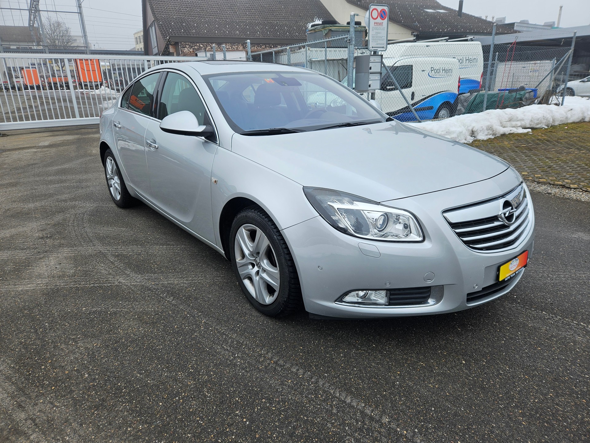 OPEL Insignia 2.0 Turbo Cosmo 4WD Automatic-image-2