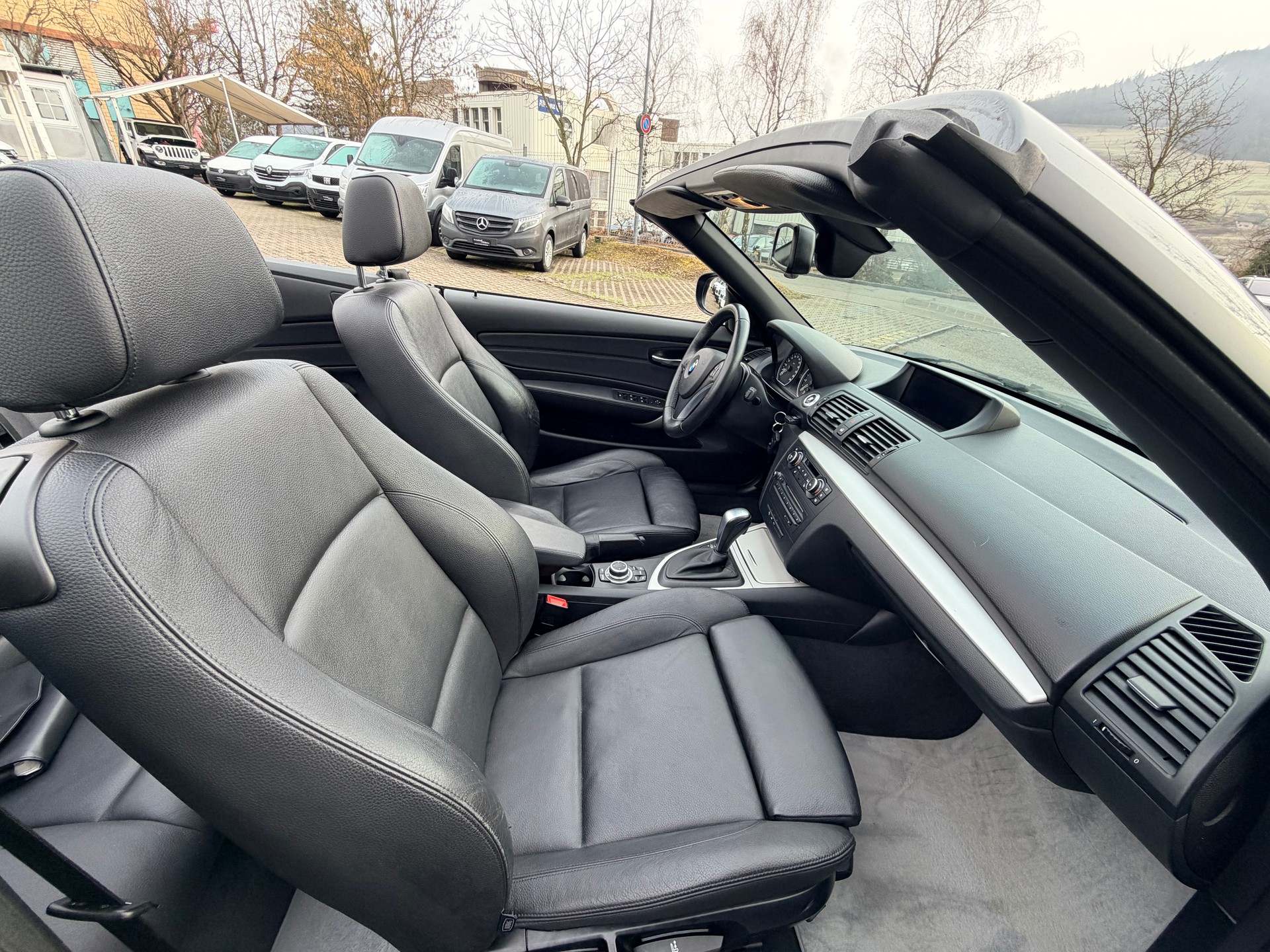 BMW 118i Cabrio Steptronic-image-8