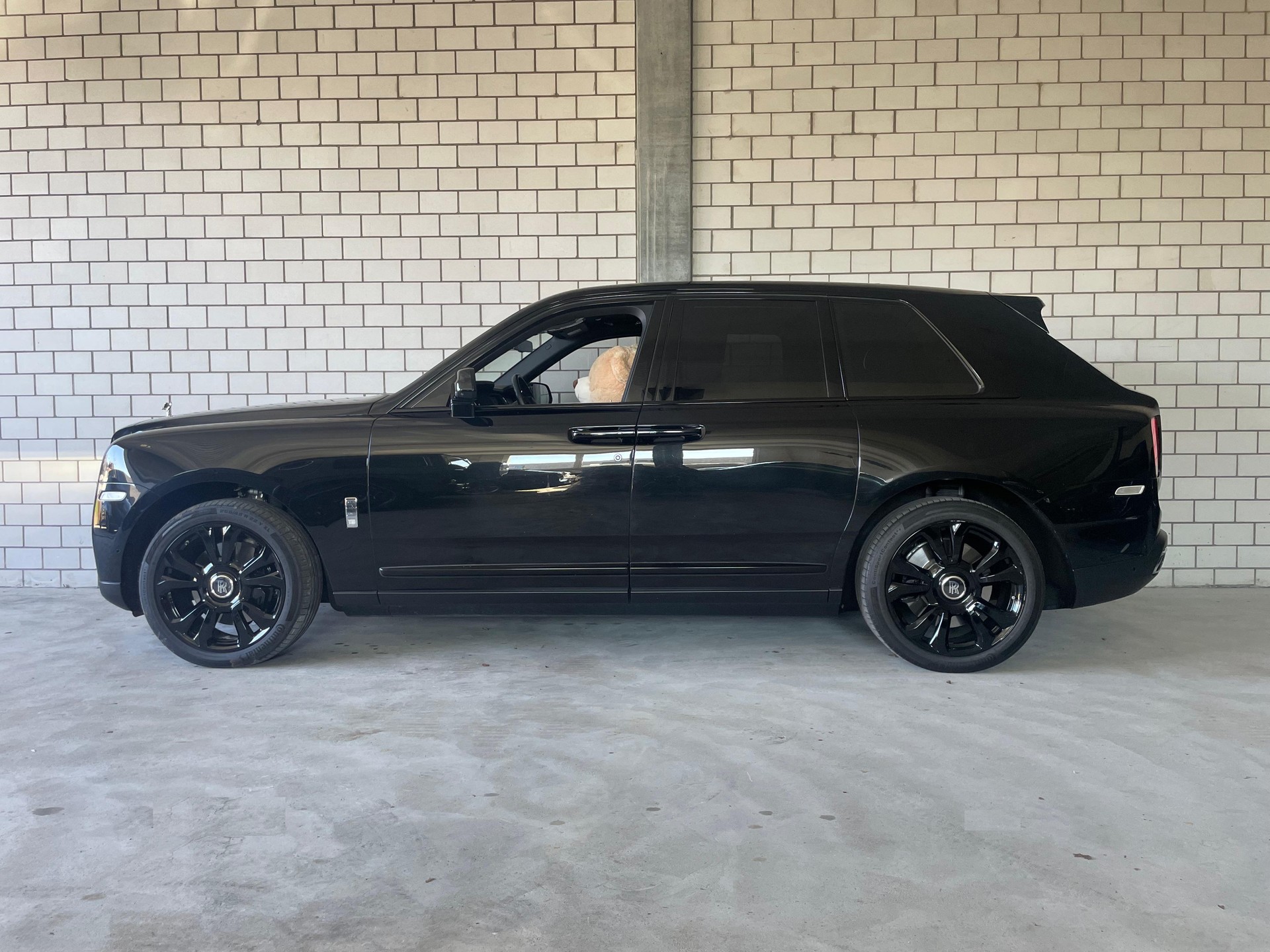 ROLLS-ROYCE Cullinan 6.7 V12 Traumausstattung