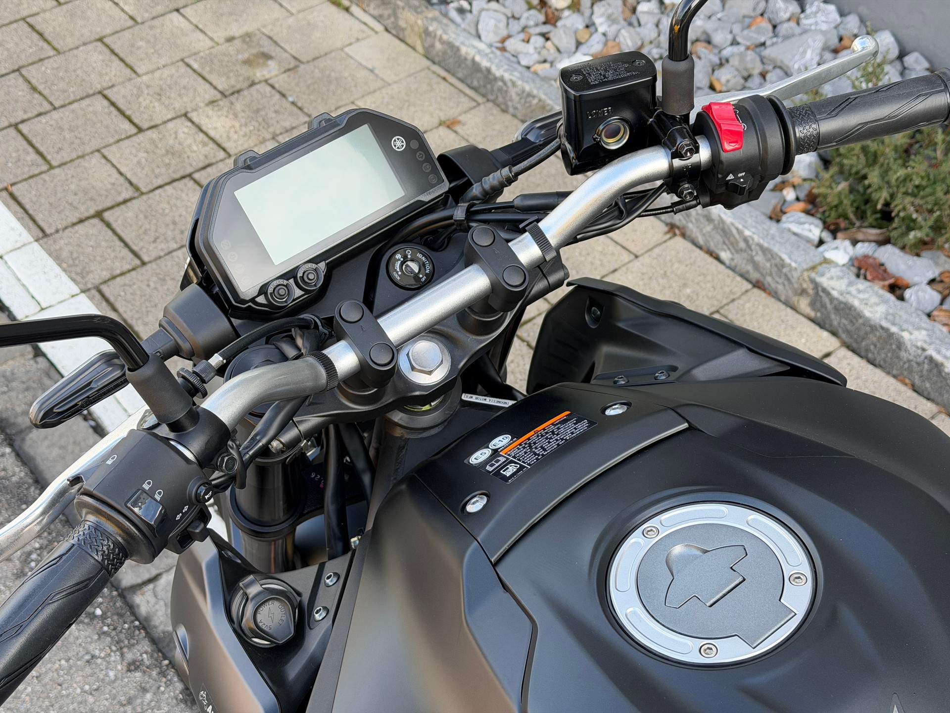 YAMAHA MT-03-image-1