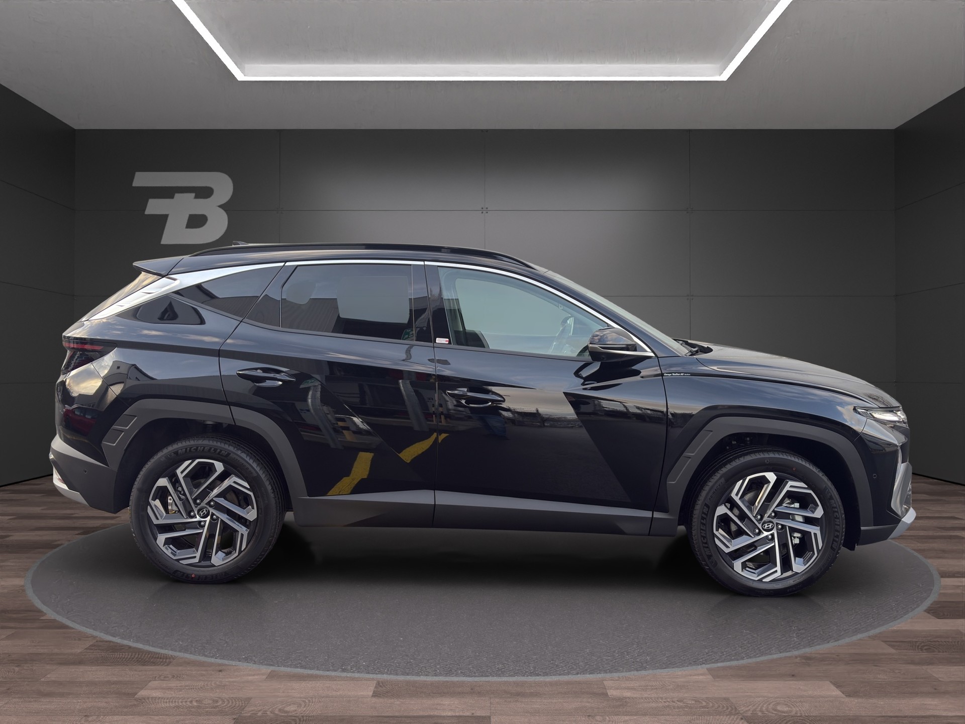 HYUNDAI Tucson 1.6 TGDI HEV Vertex 4WD Swiss Edition-showroom-element-2