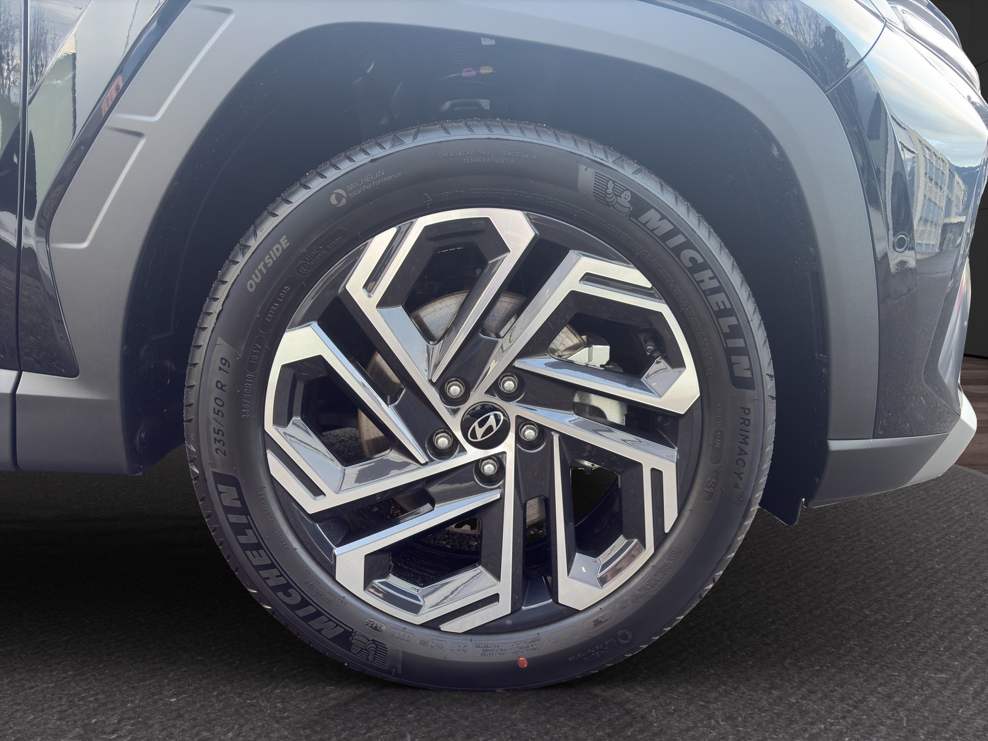 HYUNDAI Tucson 1.6 TGDI HEV Vertex 4WD Swiss Edition-image-9