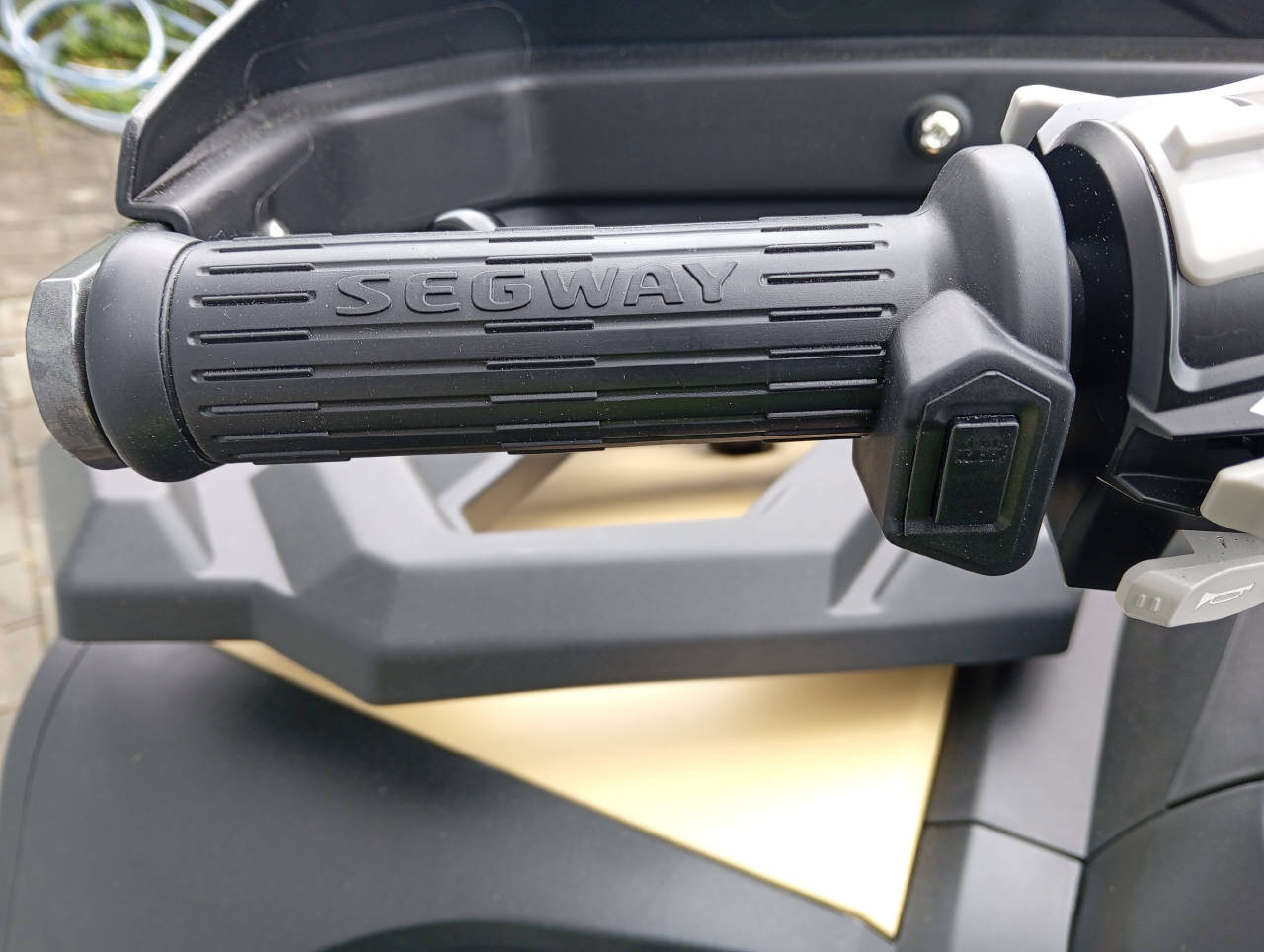 SEGWAY  AT 10 L Snarler DLX EPS-image-7