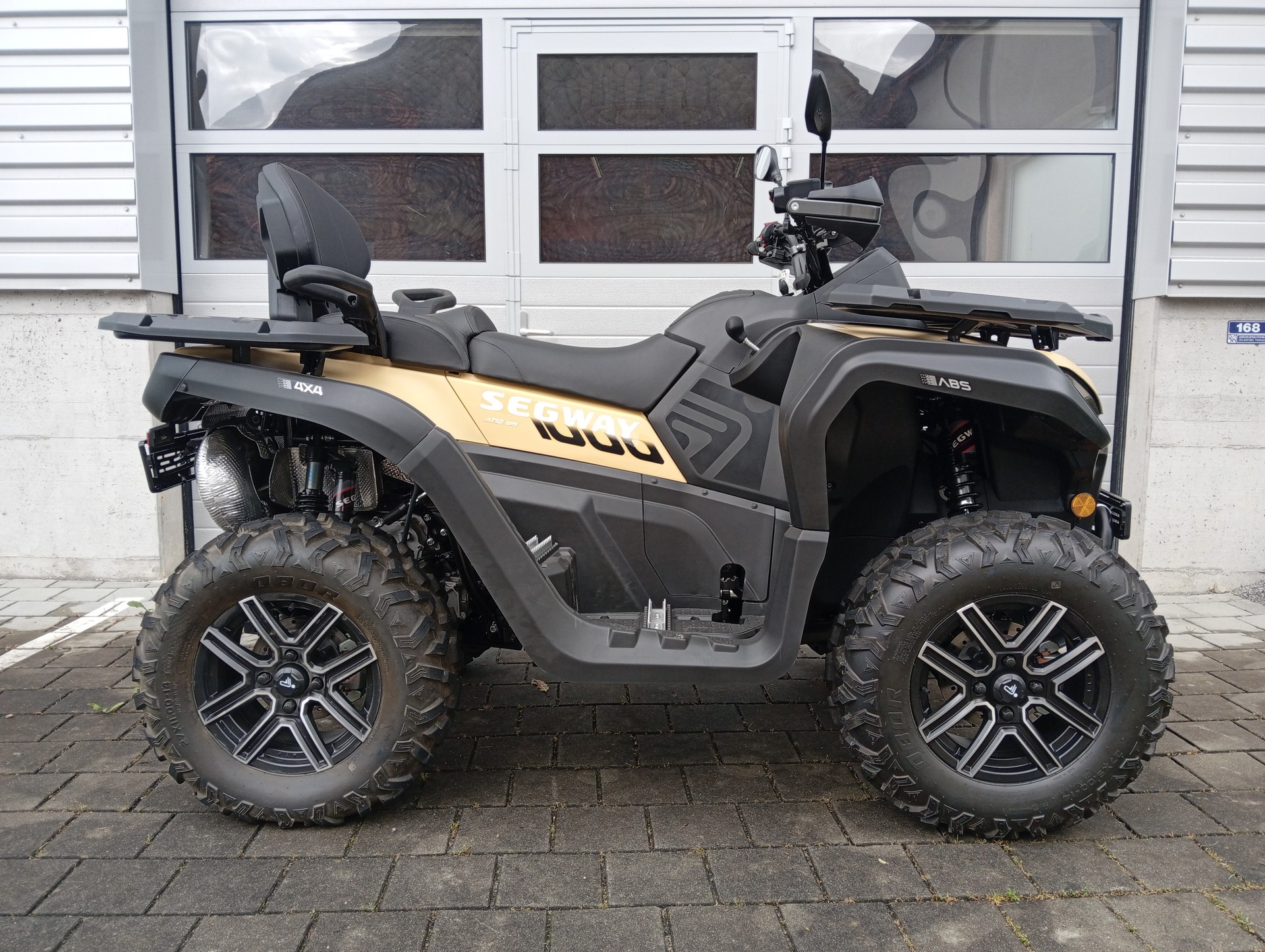 SEGWAY AT 10 L Snarler DLX EPS