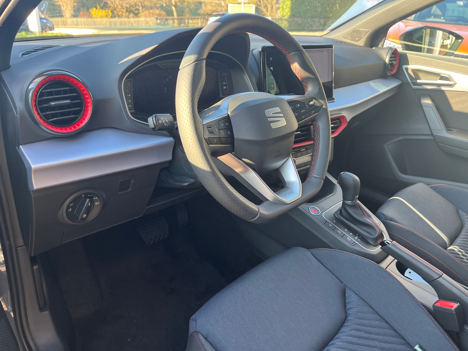 SEAT Ibiza 1.5 EcoTSI FR DSG-image-4