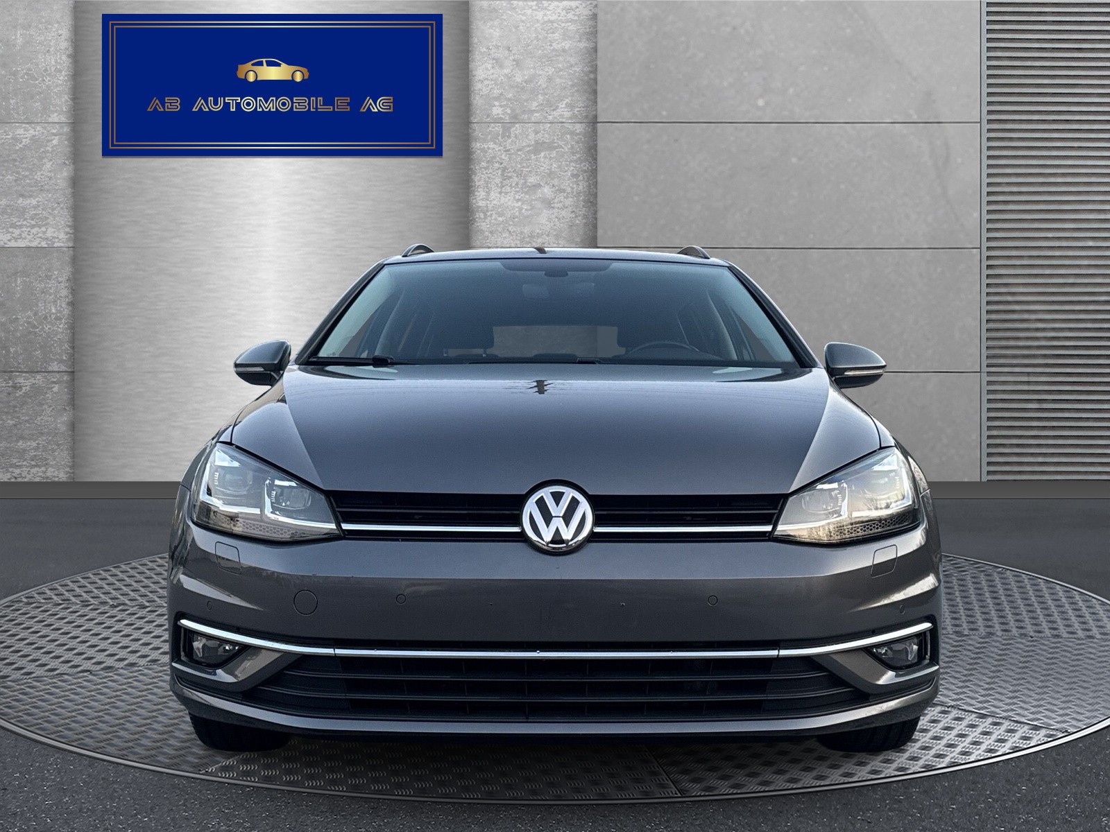 VW Golf Variant 1.4 TSI Comfortline DSG-image-1