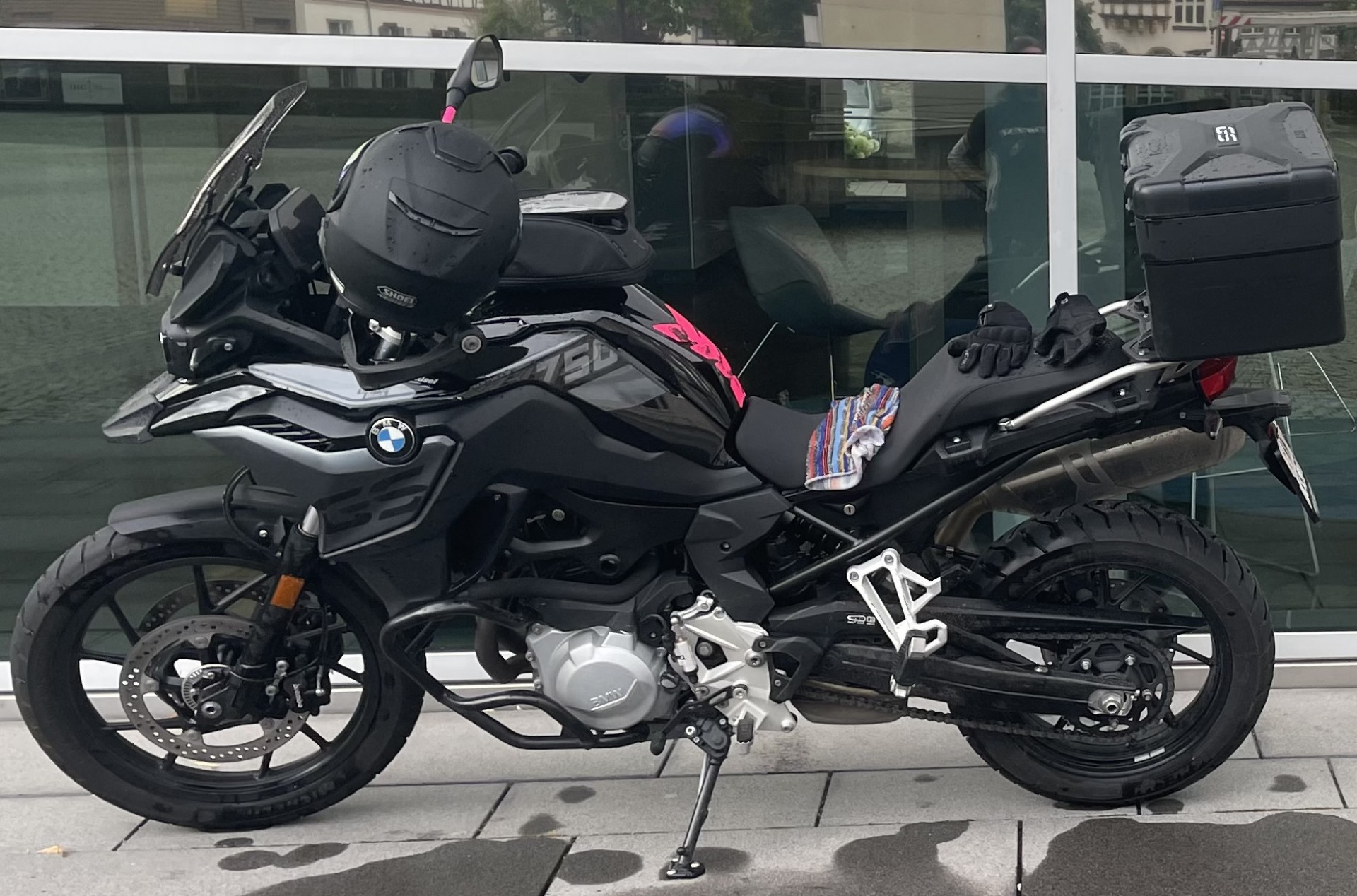 BMW F 750 GS Triple Black-image-1