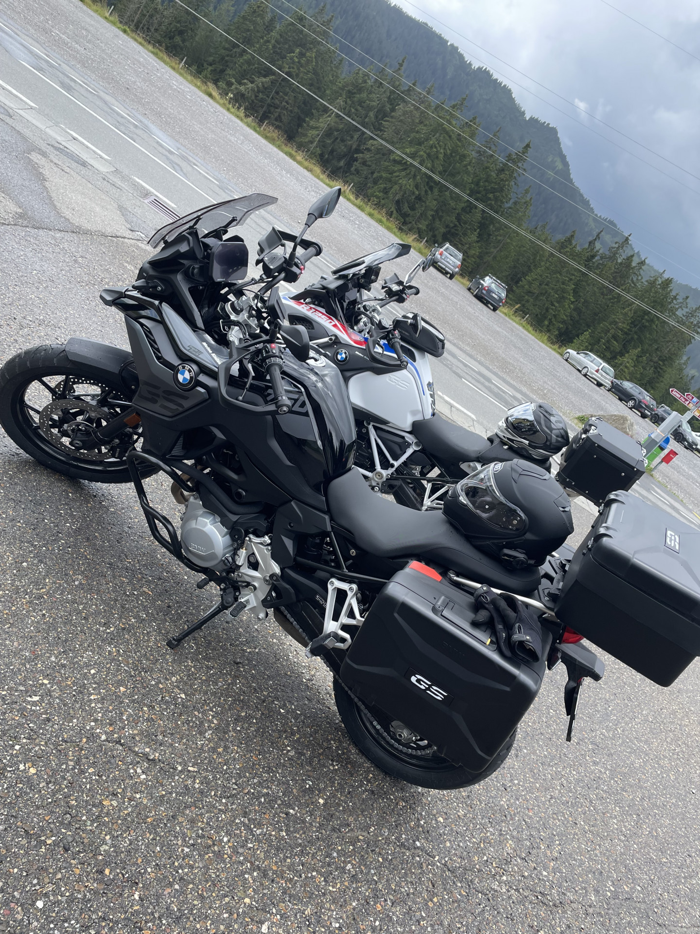 BMW F 750 GS Triple Black-image-4