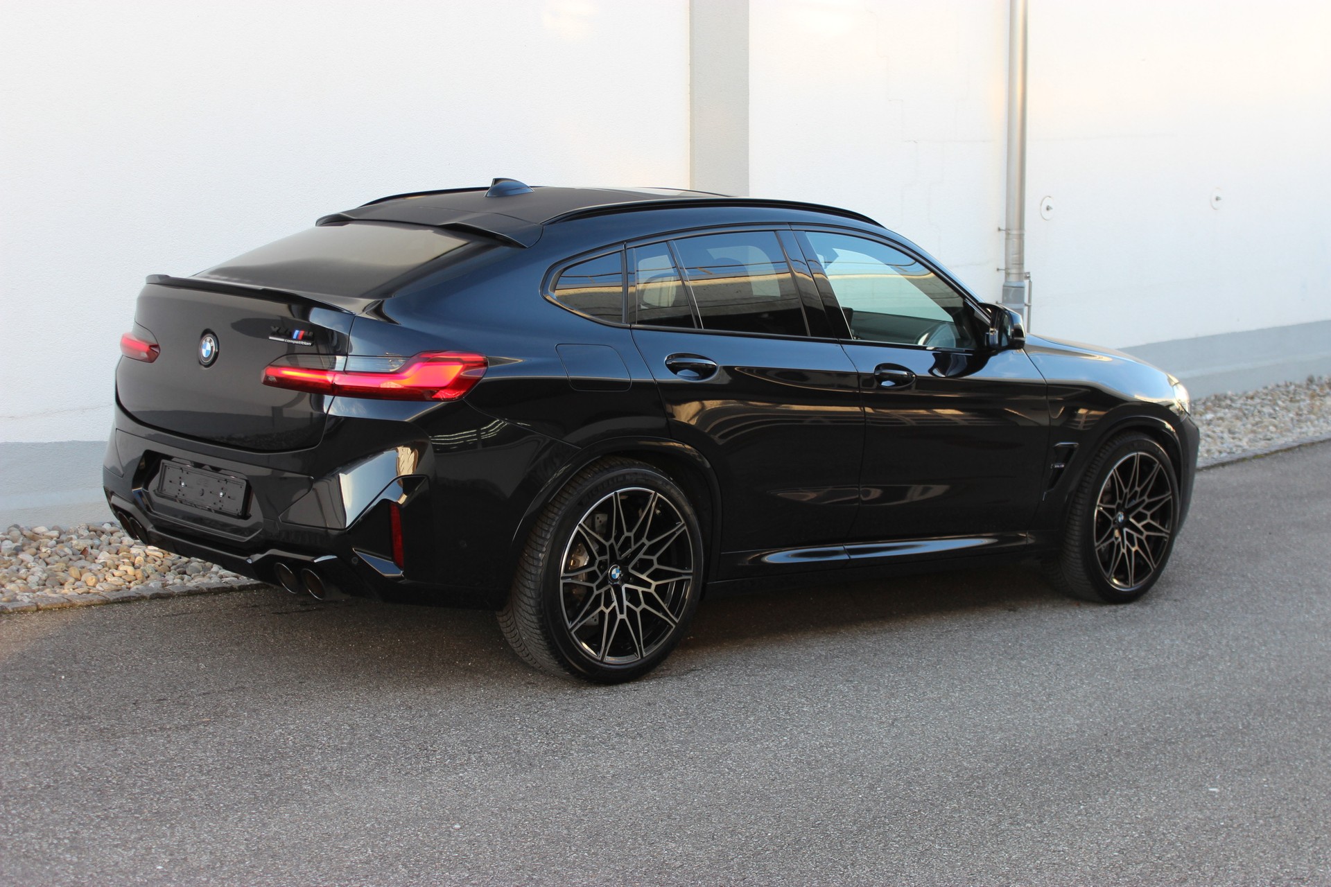 BMW X4M xDrive M Competition-image-9