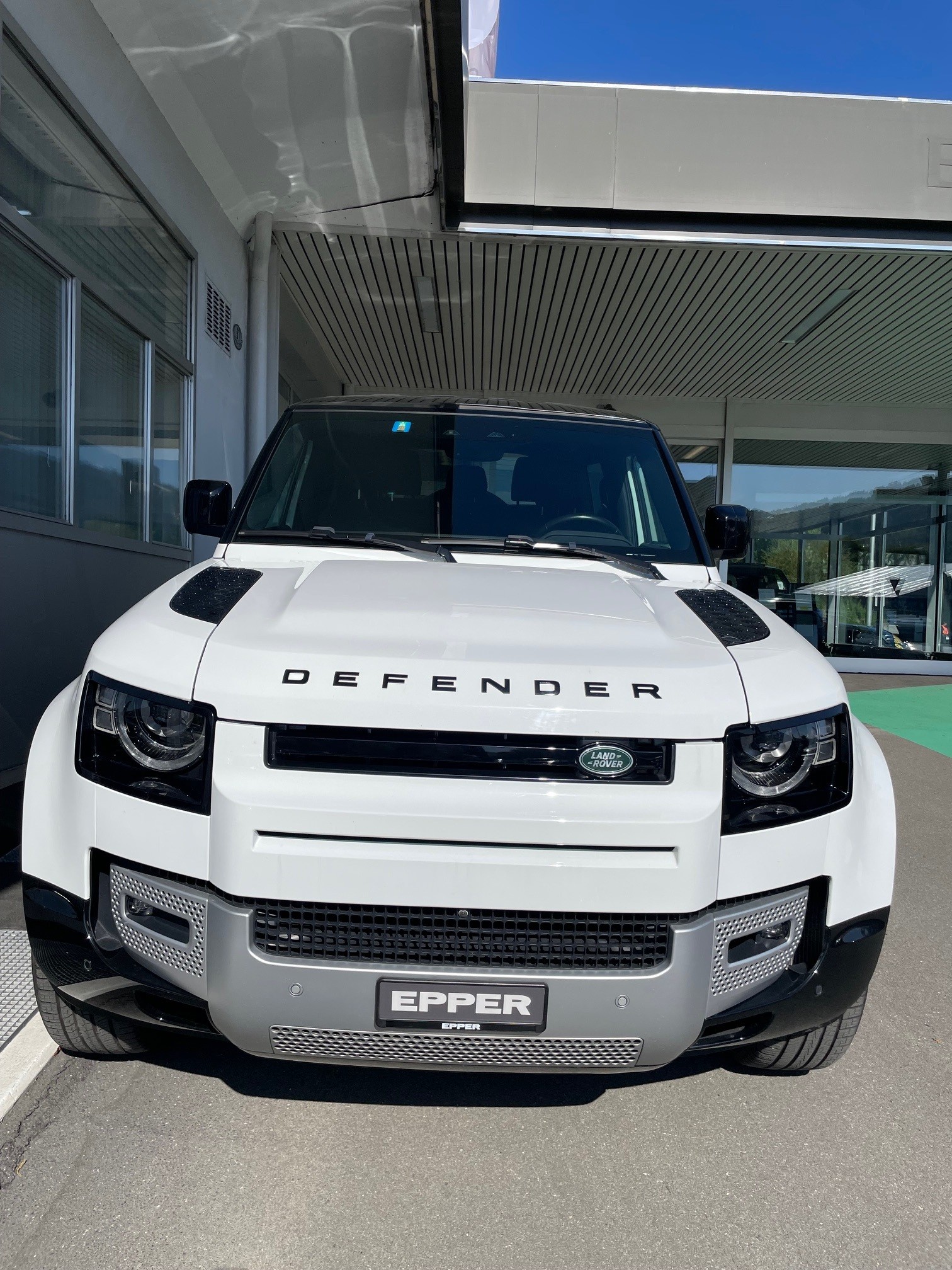 LAND ROVER Defender 90 3.0 D I6 S-image-20