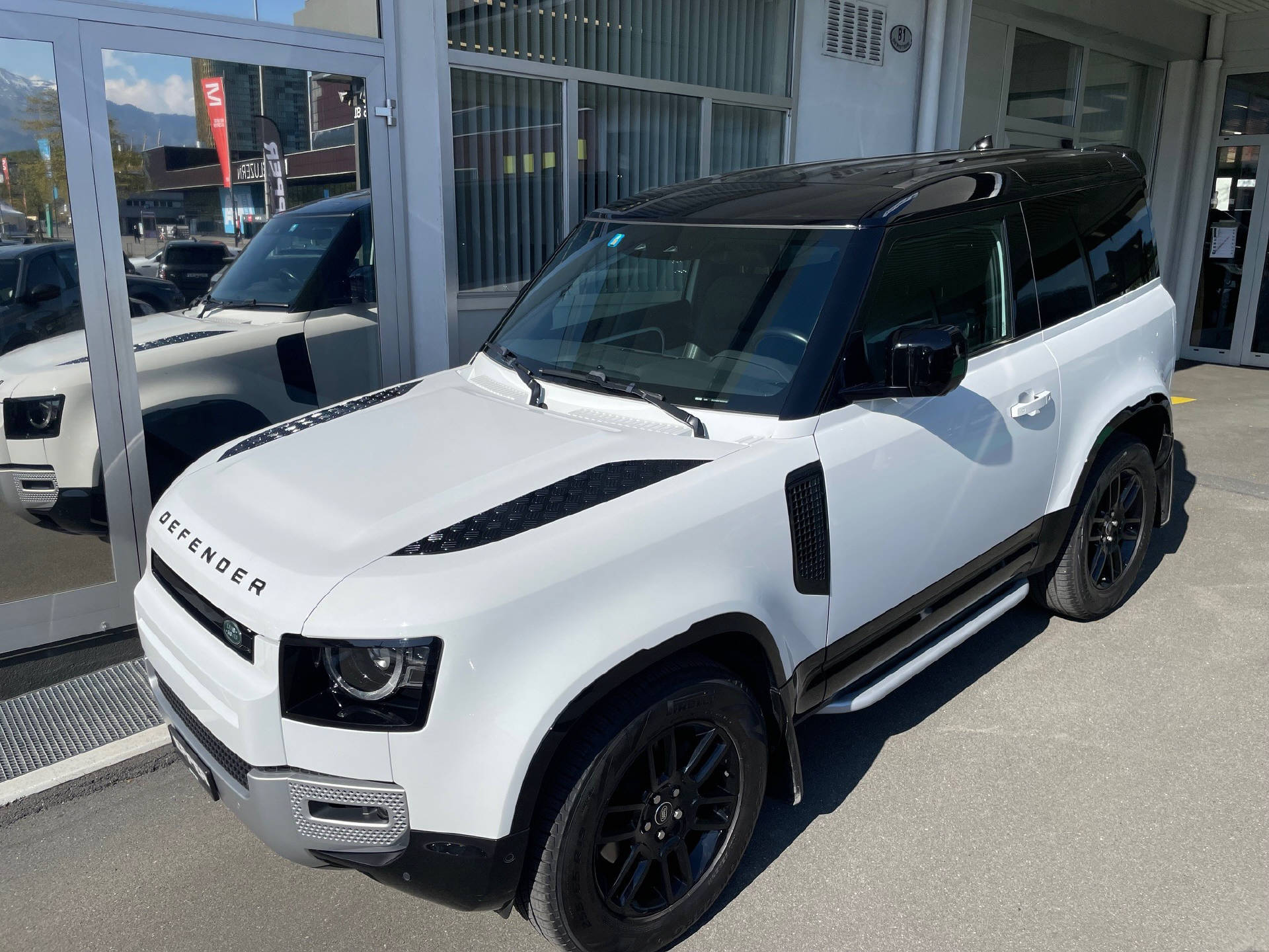LAND ROVER Defender 90 3.0 D I6 S-image-21