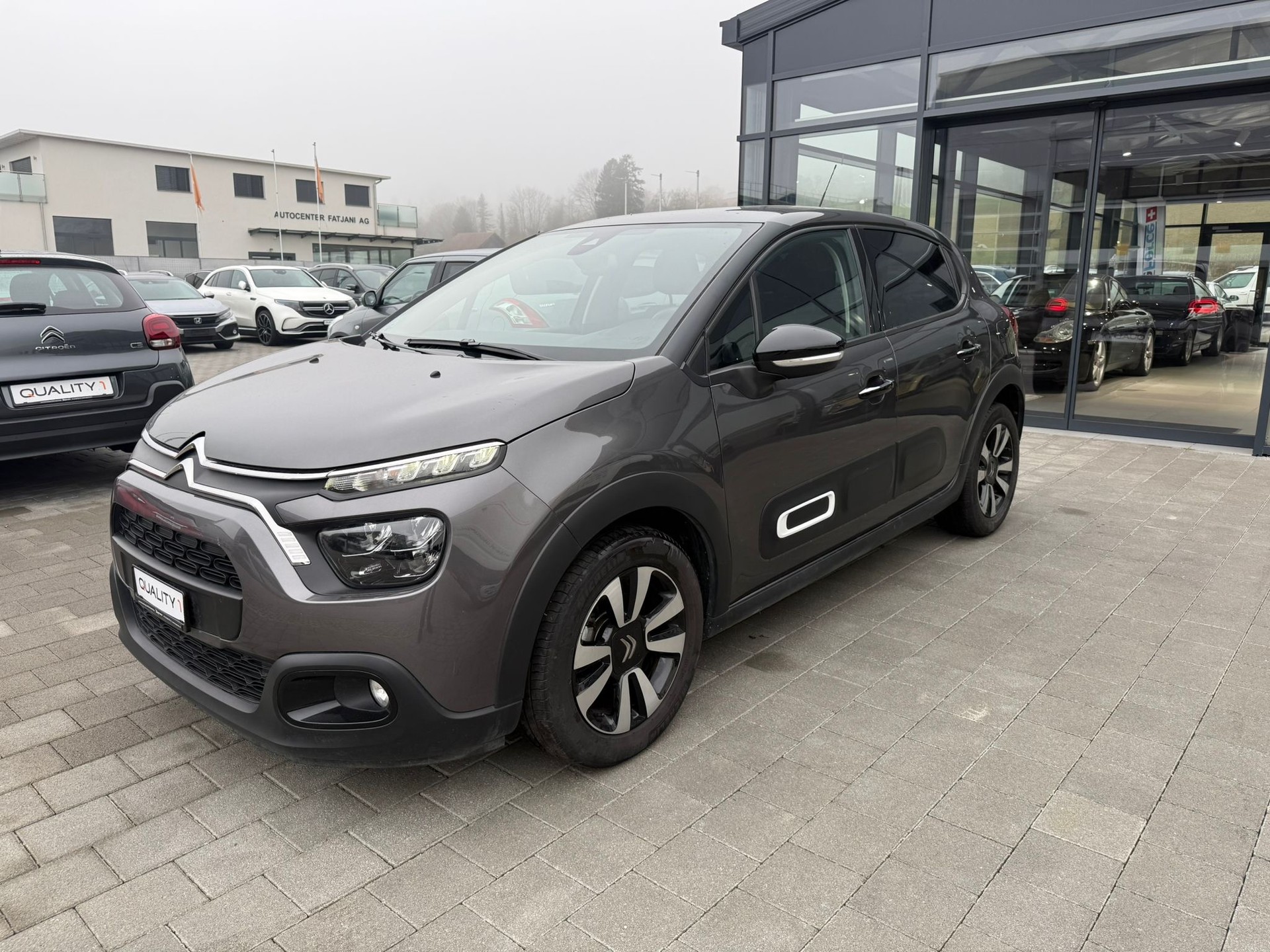 CITROEN C3 1.2i PureTech Elle EAT6-image-4