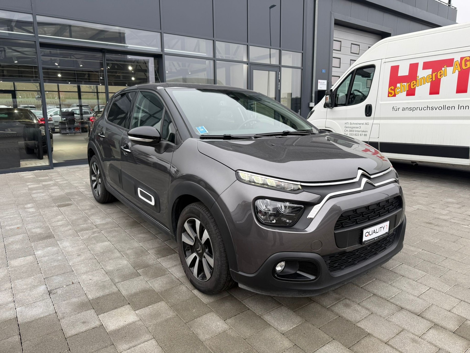 CITROEN C3 1.2i PureTech Elle EAT6-showroom-element-2