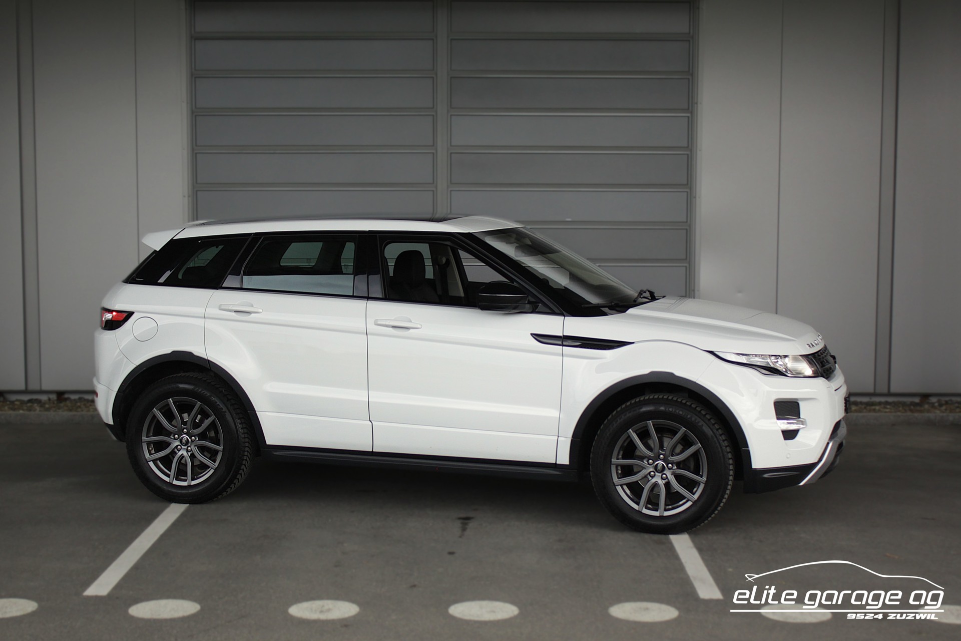 LAND ROVER Range Rover Evoque 2.0 Si4 Dynamic AT9-image-6