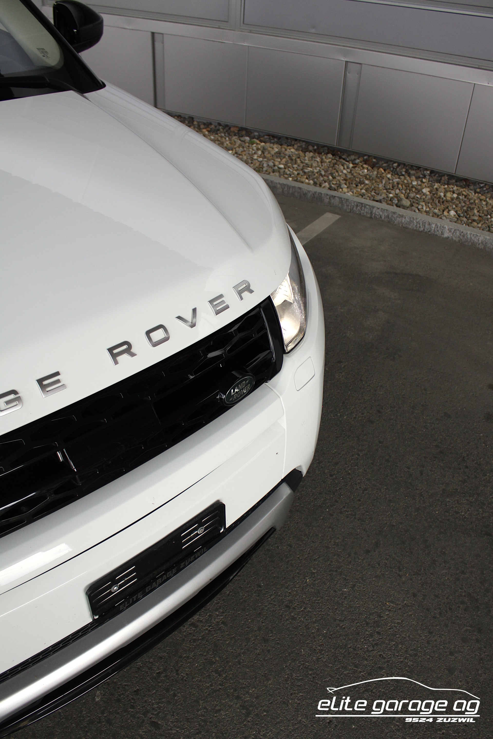 LAND ROVER Range Rover Evoque 2.0 Si4 Dynamic AT9-image-11
