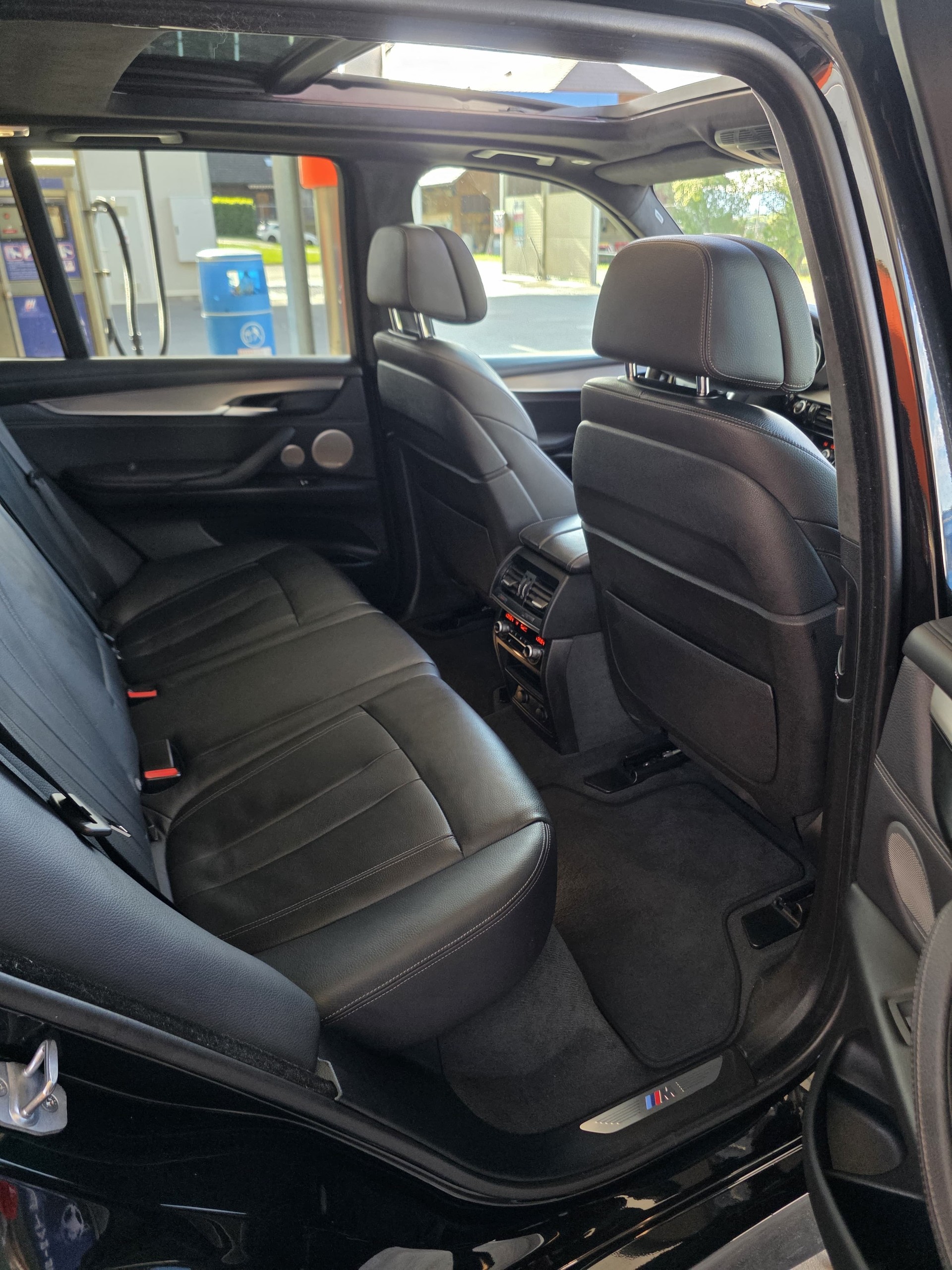 BMW X5 xDrive M50d Pure M Sport Plus Steptronic-image-11