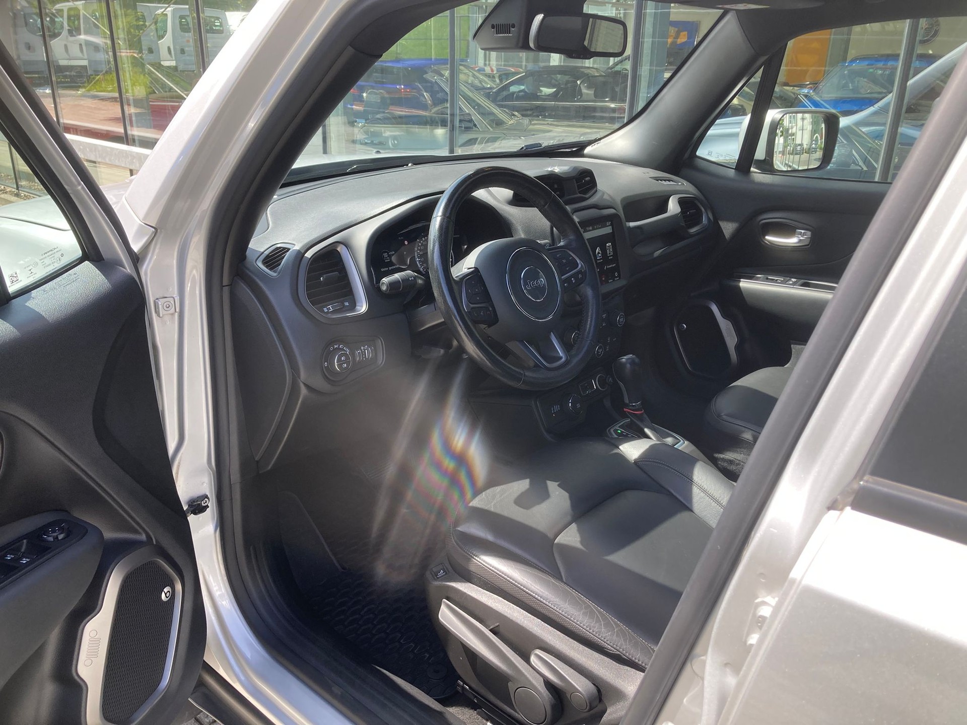JEEP Renegade 1.3 Turbo S AWD-image-6