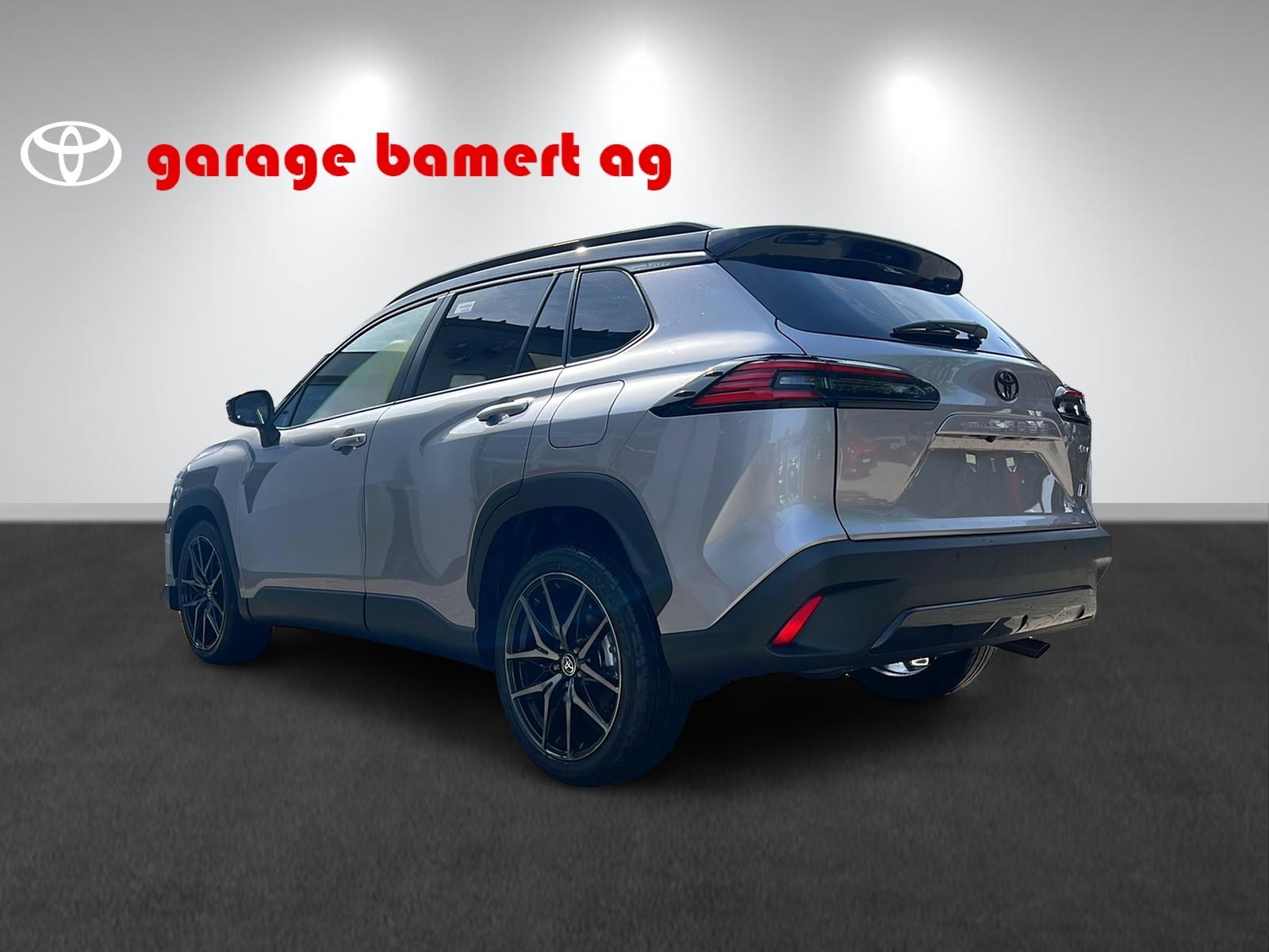 TOYOTA Corolla Cross 2.0 HSD GR Sport AWD-i-showroom-element-3