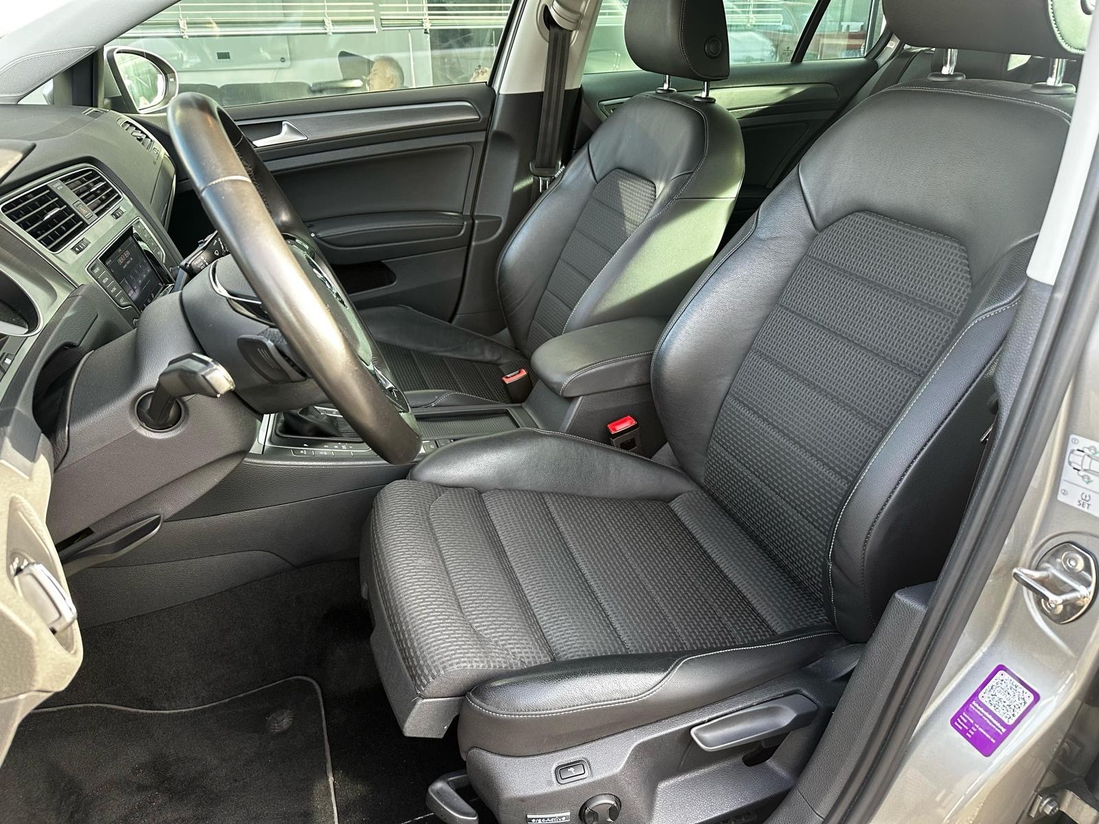 VW Golf 1.4 TSI Comfortline DSG-image-7