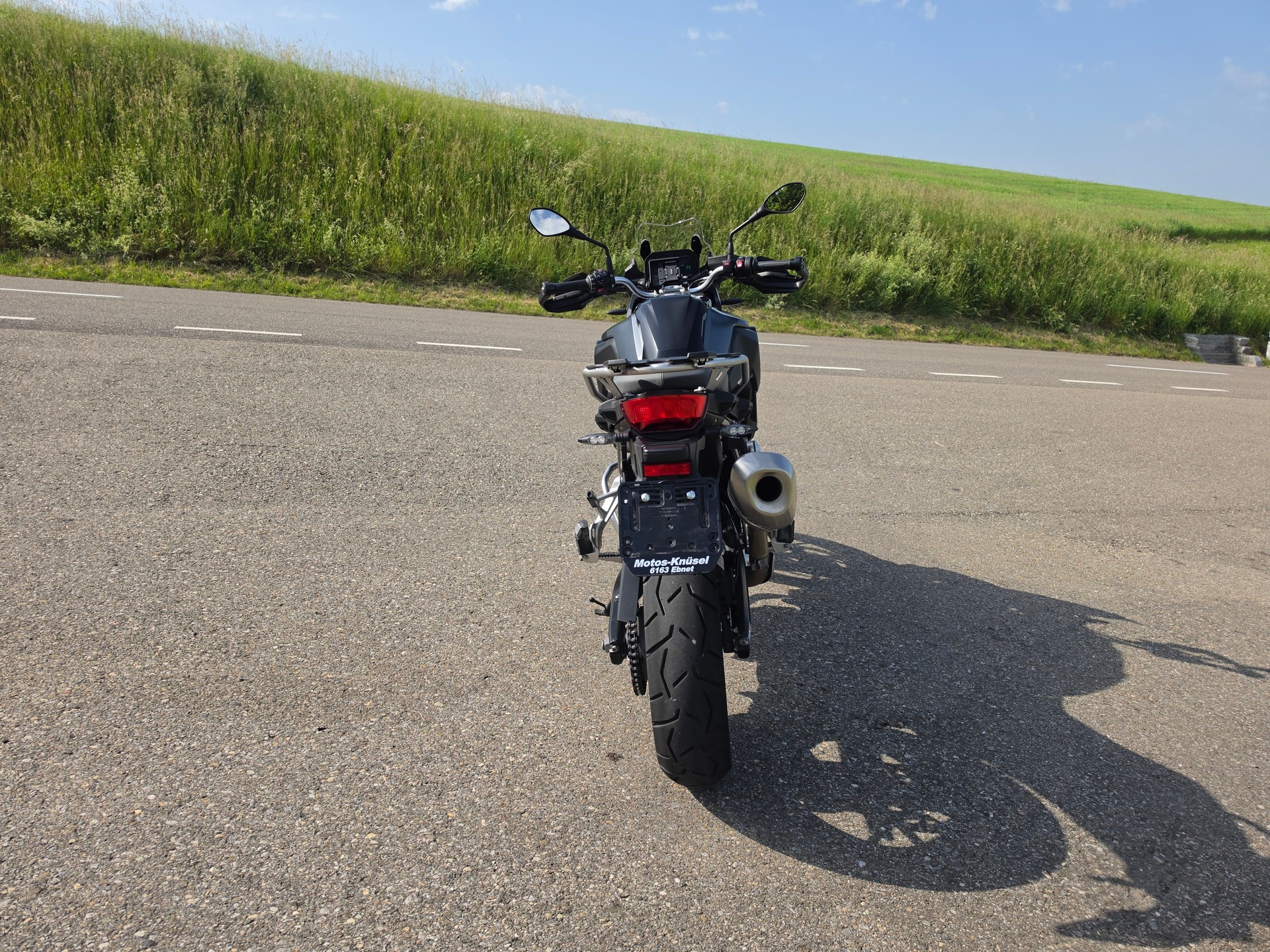 BMW F 750GS-image-4