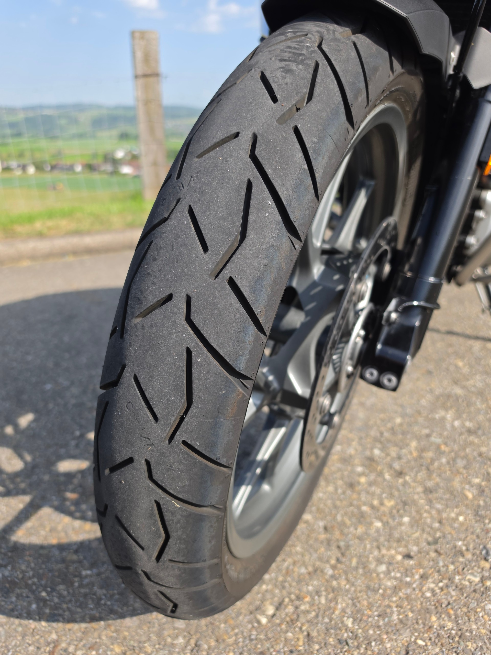 BMW F 750GS-image-8