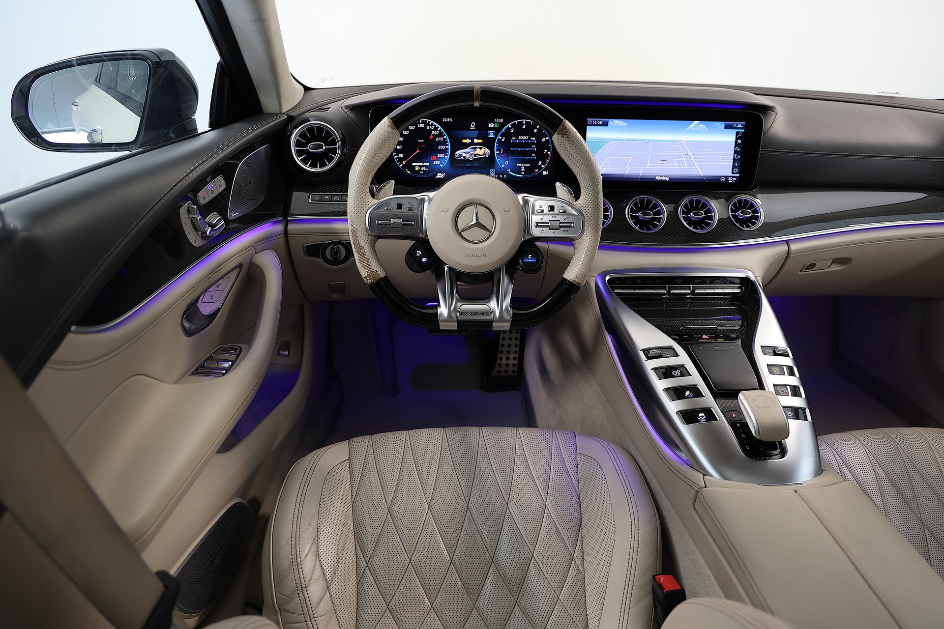 MERCEDES-BENZ AMG GT 4 63 S 4Matic+ *DIAMANTWEISS* Speedshift MCT-image-13