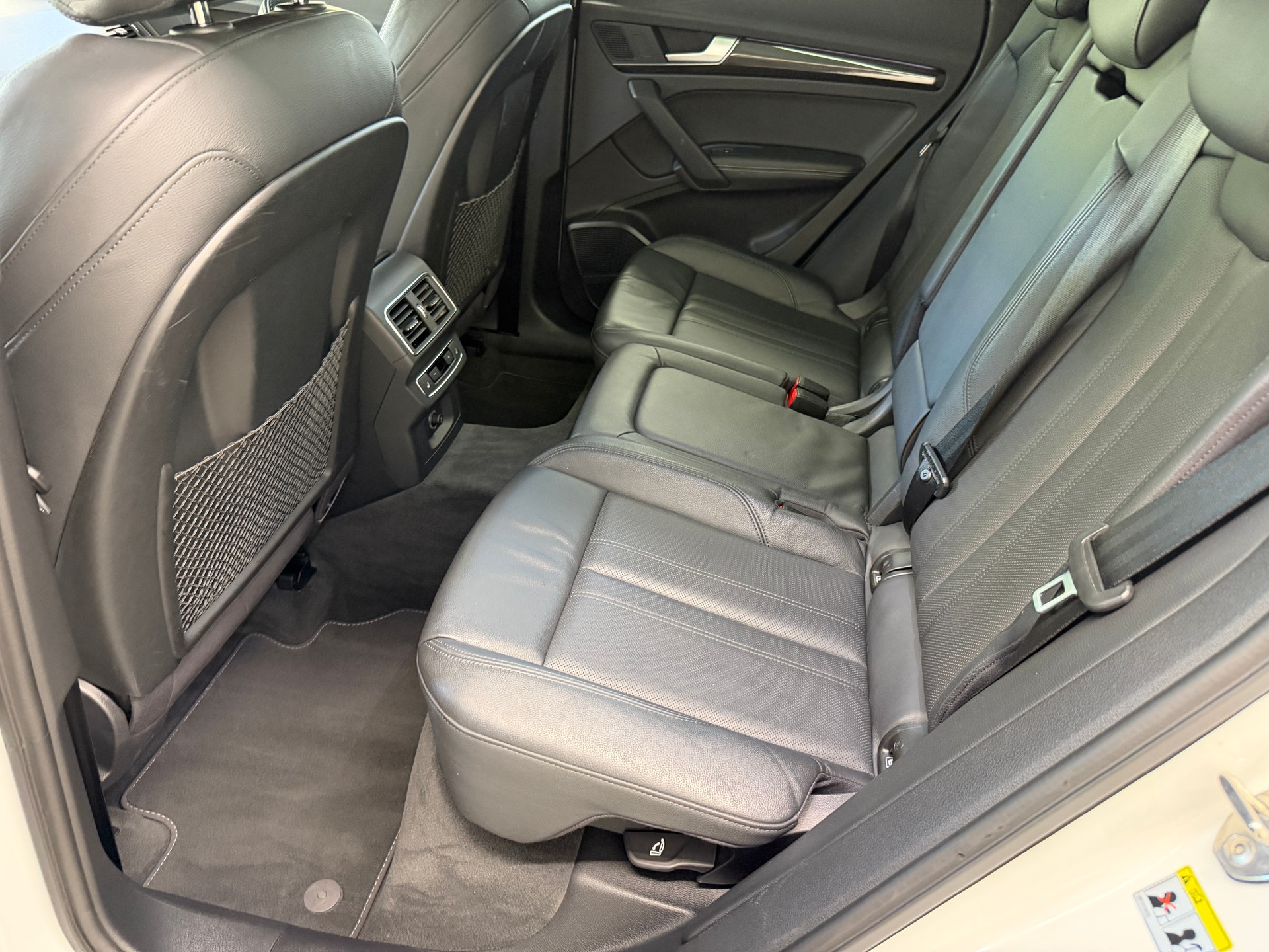 AUDI SQ5 3.0 TFSI quattro S-tronic-image-13