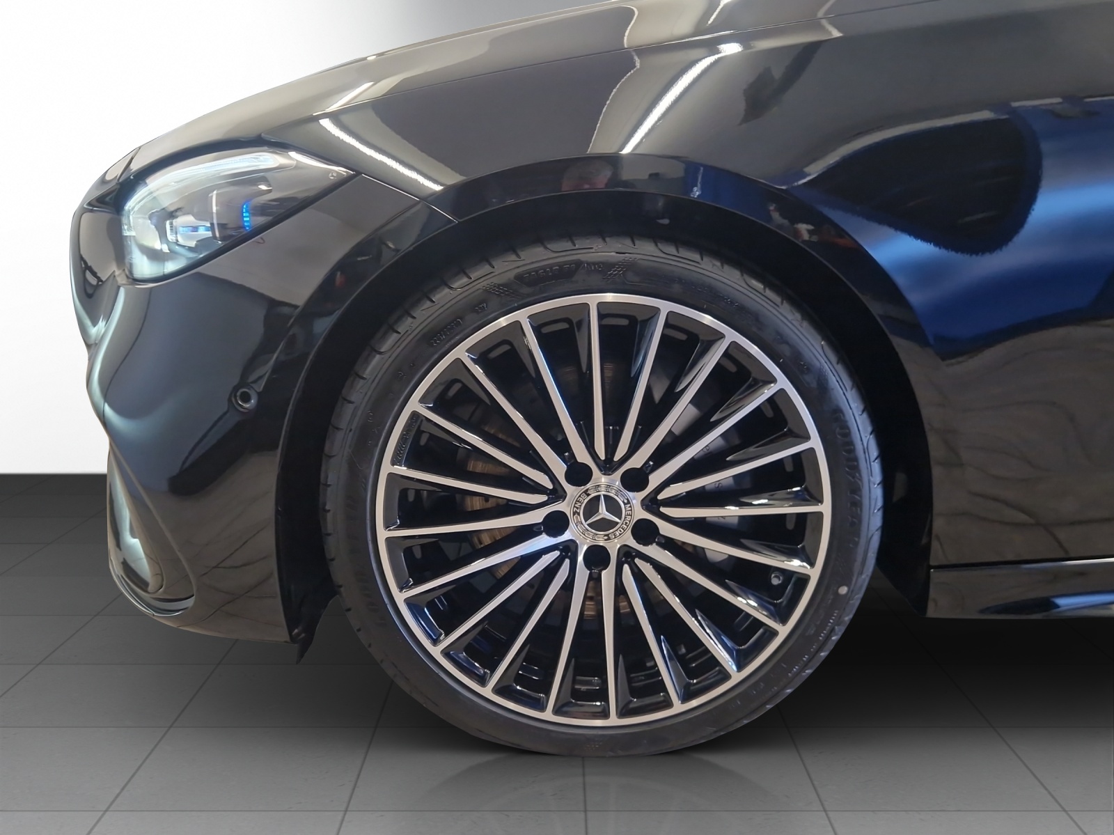 MERCEDES-BENZ C 300 4 Matic-image-6