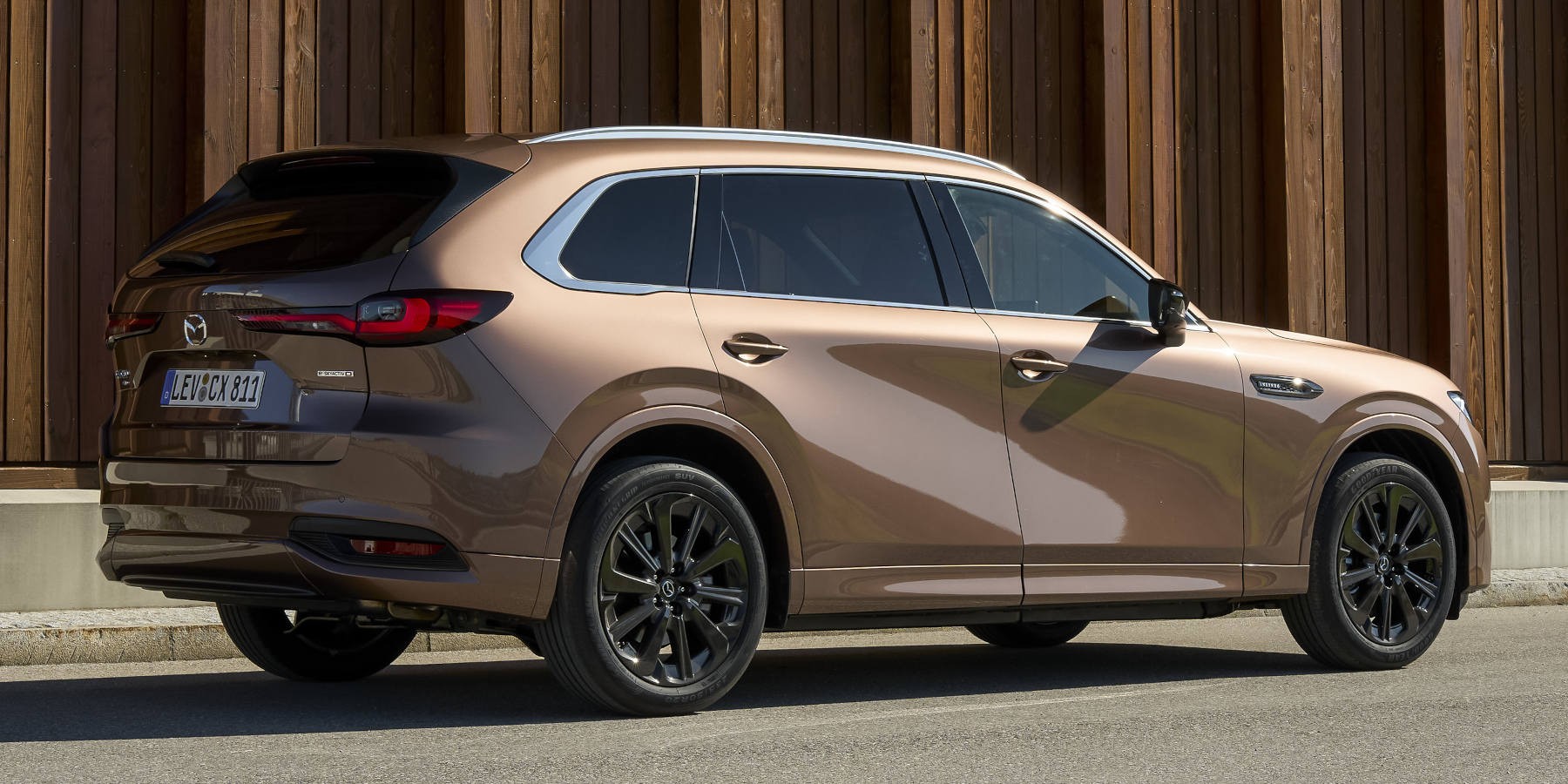 MAZDA 3.3 D Homura Plus-image-2