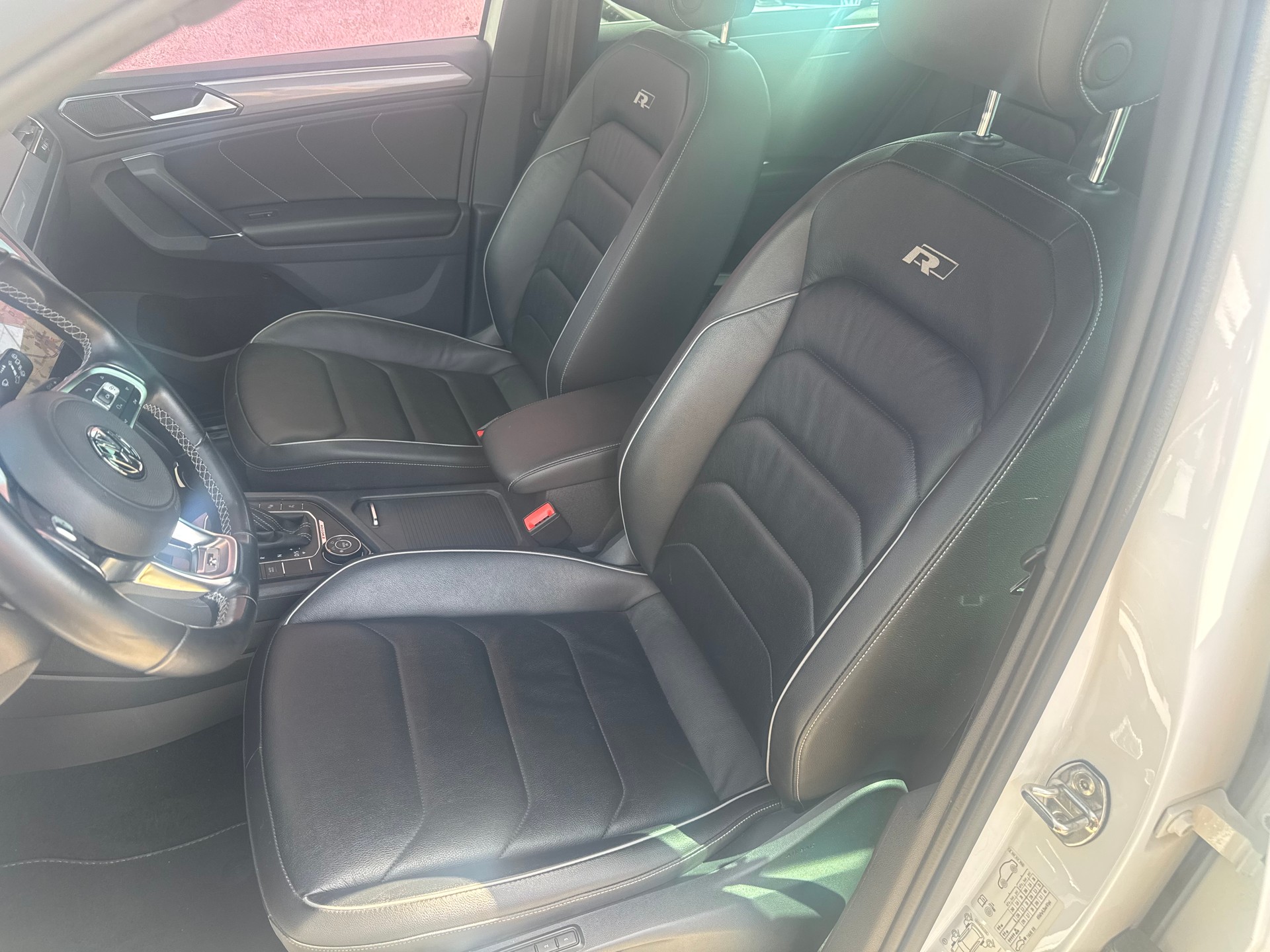 VW Tiguan 2.0TSI Highline 4Motion DSG R-Line-image-5