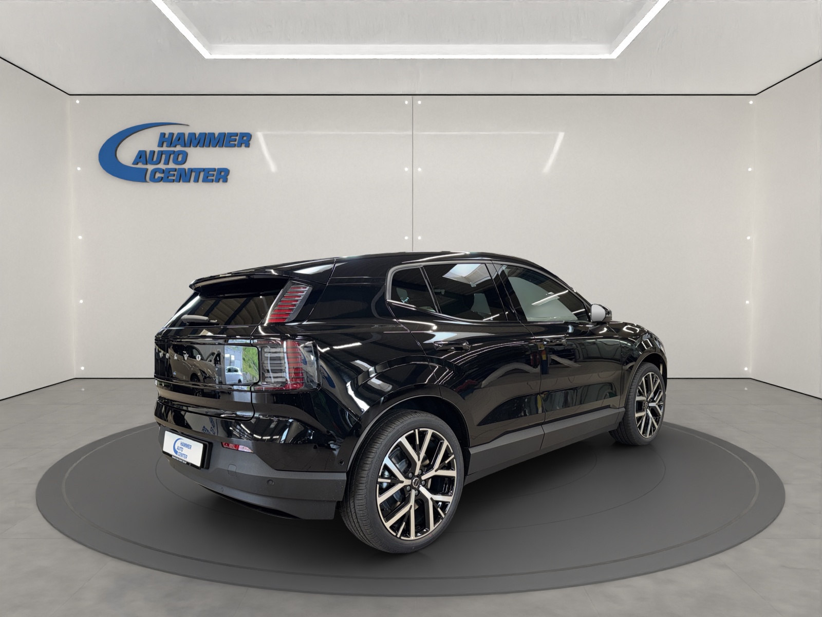 VOLVO EX30 P8 Ultra AWD-image-4