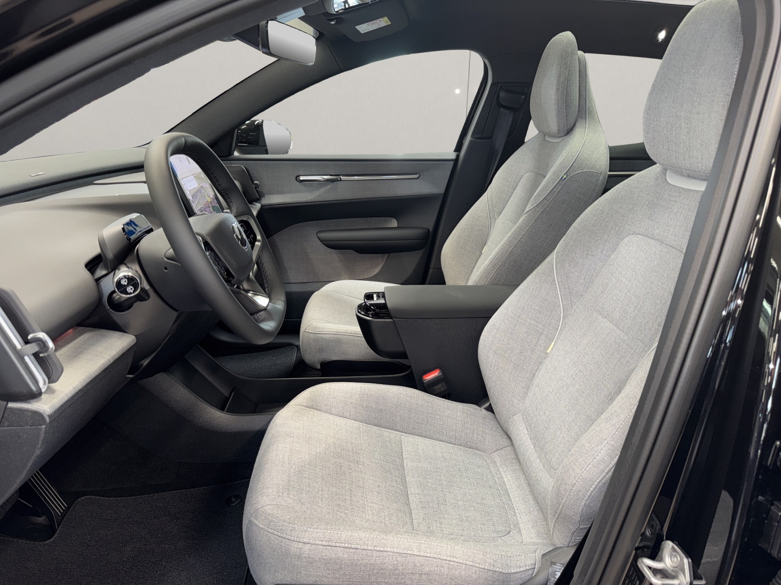 VOLVO EX30 P8 Ultra AWD-image-10