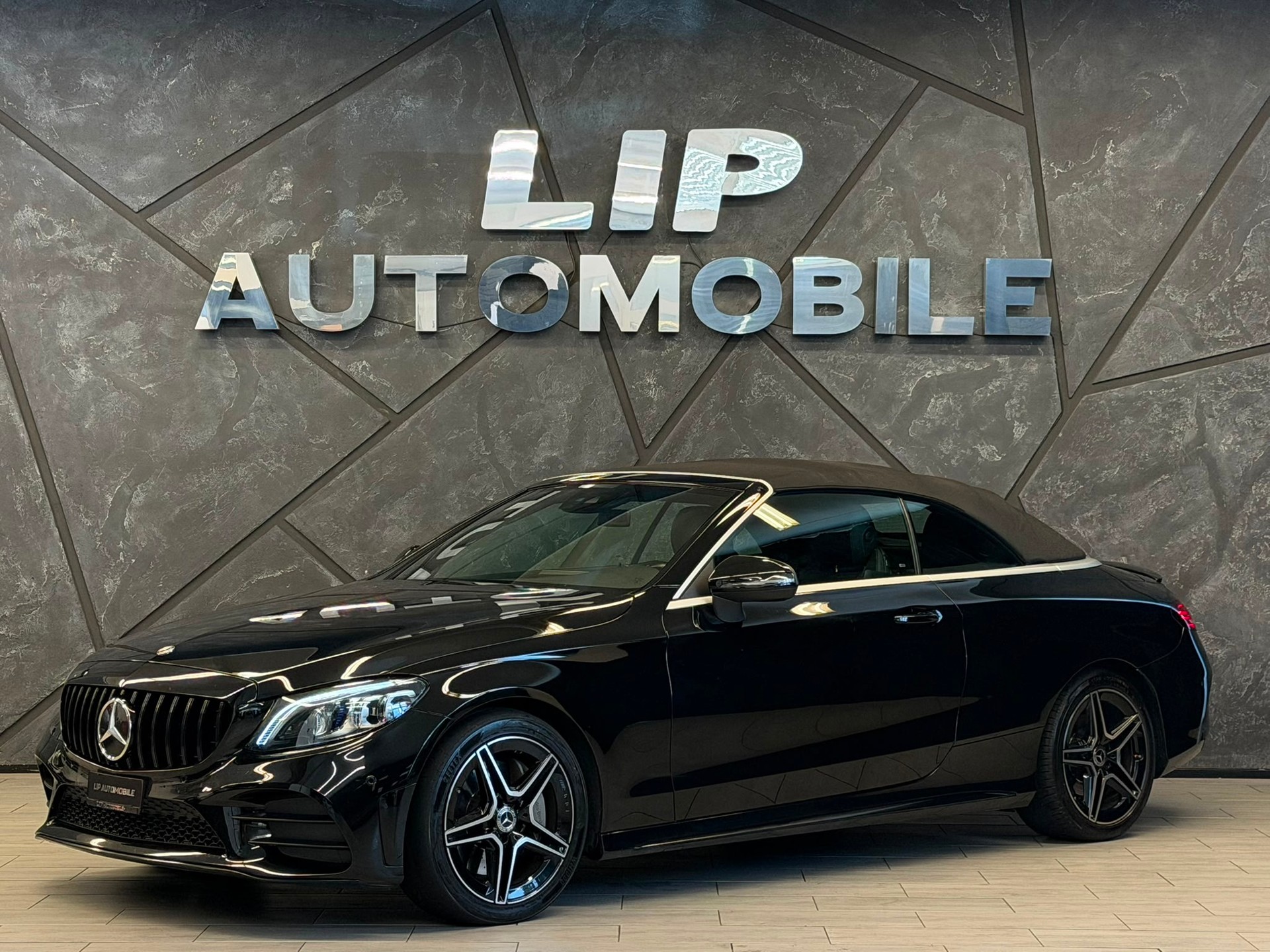 MERCEDES-BENZ C 300 AMG Line Cabriolet 9G-Tronic