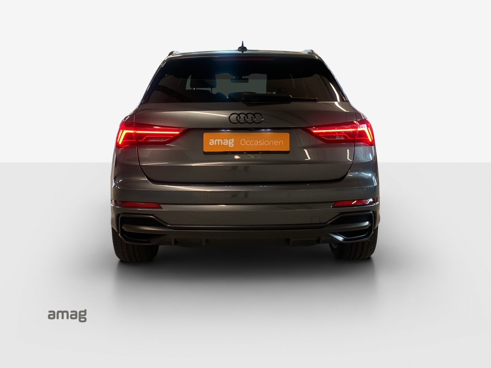AUDI Q3 35 TFSI S line Attraction S-tronic-image-3