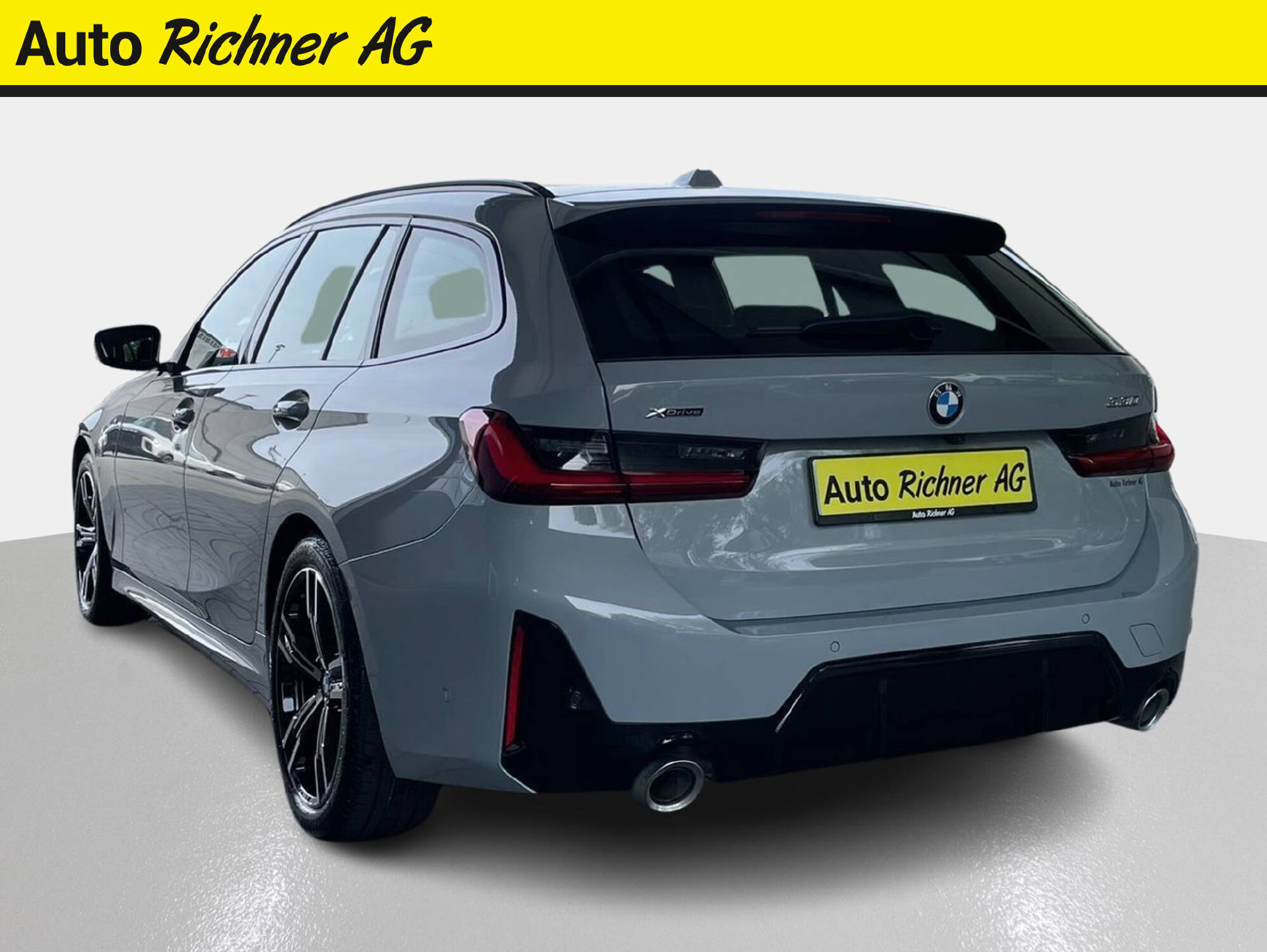 BMW 330i xDrive SAG Touring-image-4