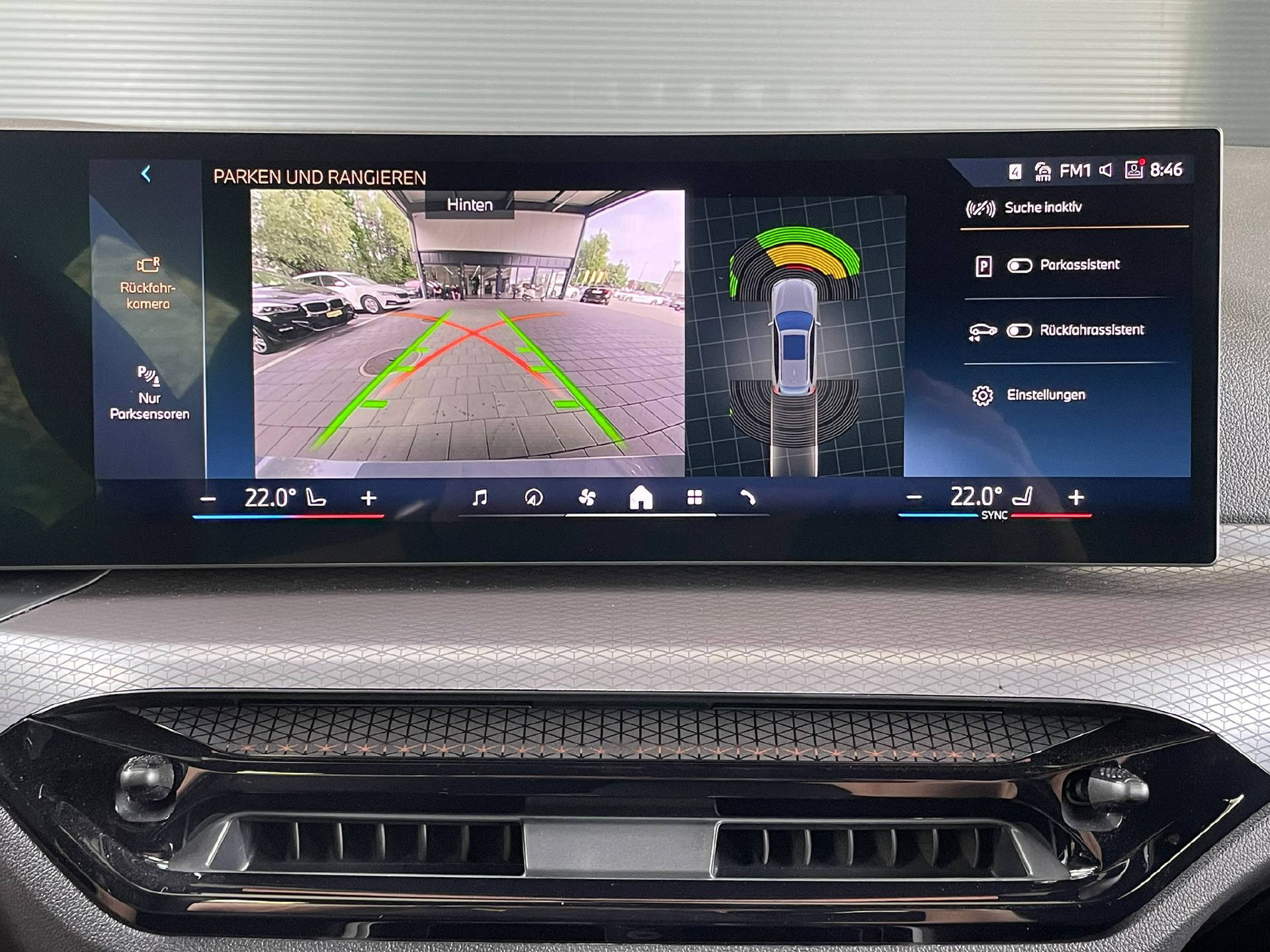BMW 330i xDrive SAG Touring-image-10