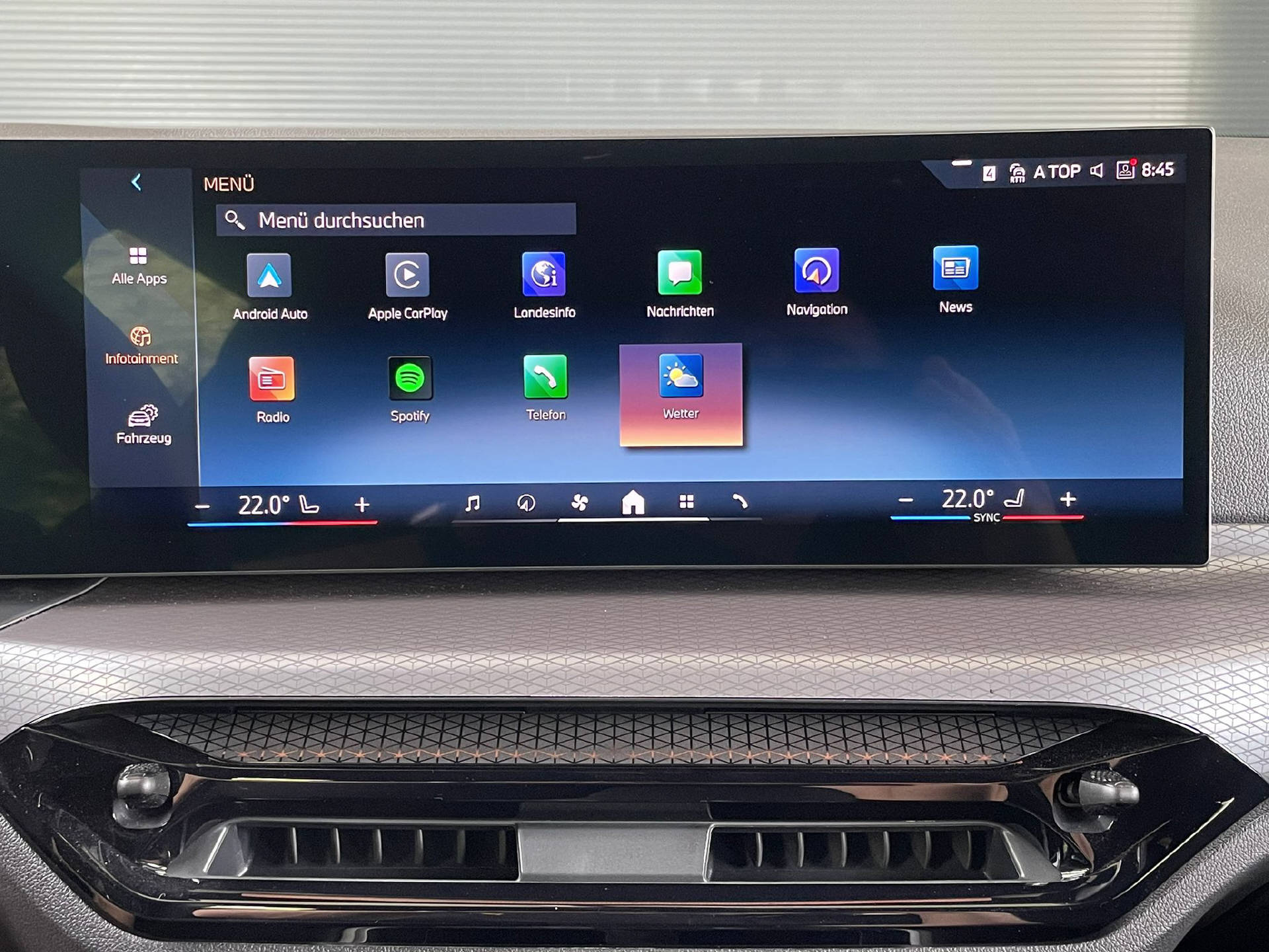 BMW 330i xDrive SAG Touring-image-12