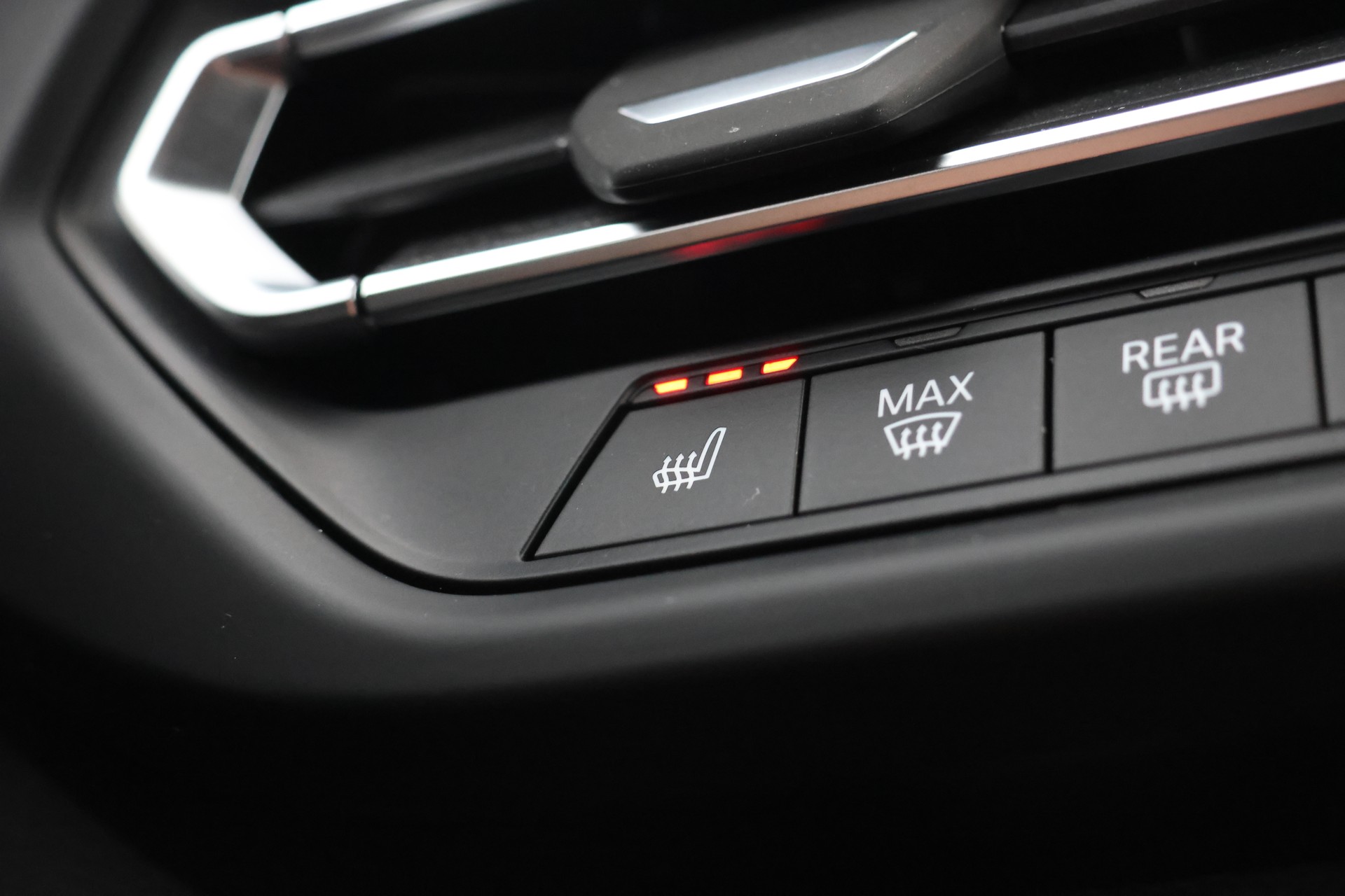 BMW 118i M Sport Steptronic (CH)-image-23