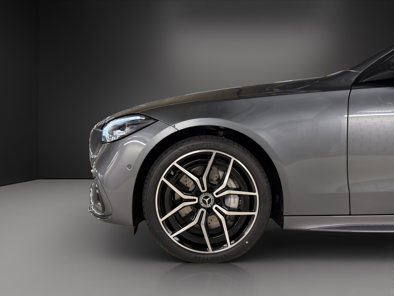 MERCEDES-BENZ C 220 d T 4 Matic-image-5