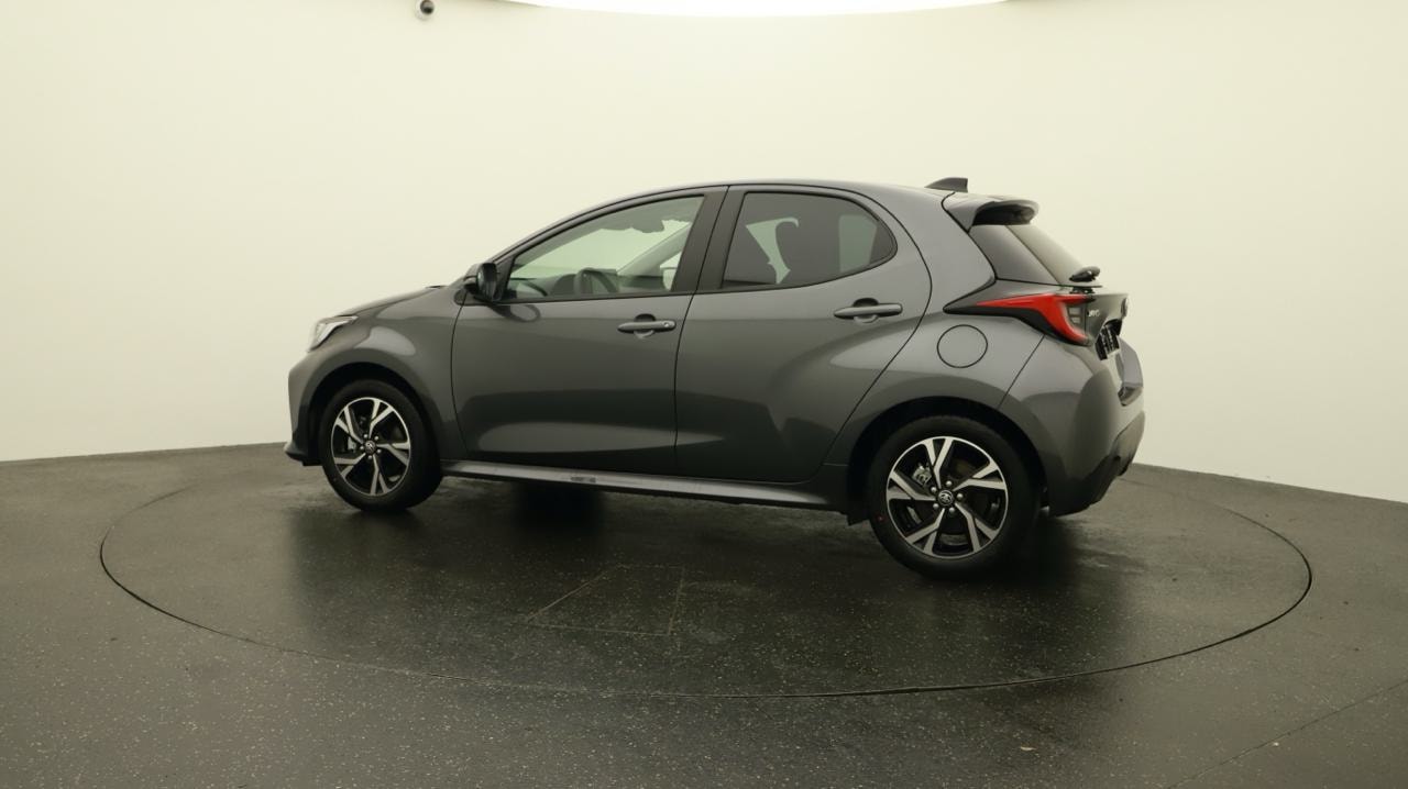 TOYOTA Yaris 1.5 Sport e-CVT-image-2