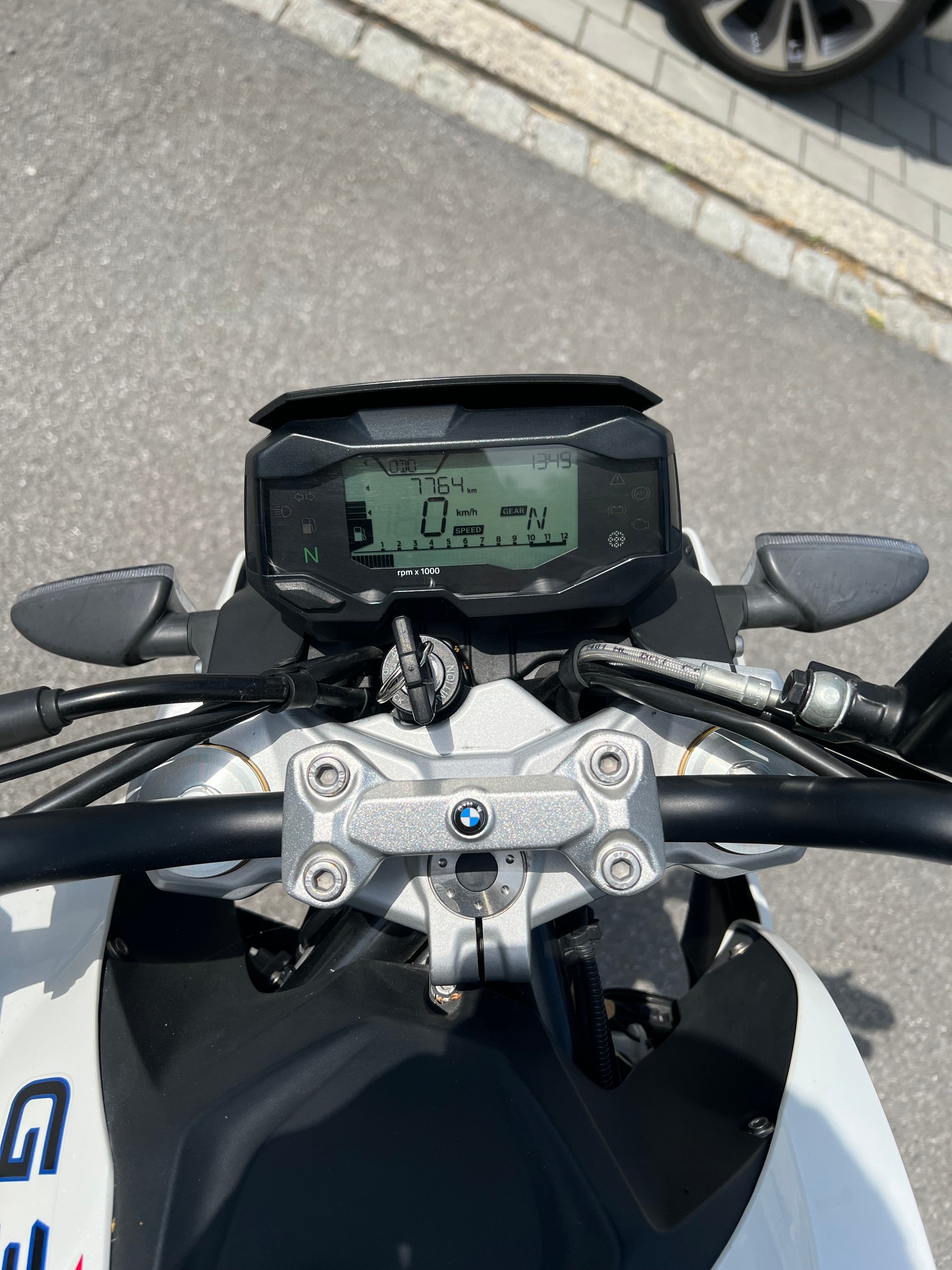 BMW G 310 R ABS-image-4