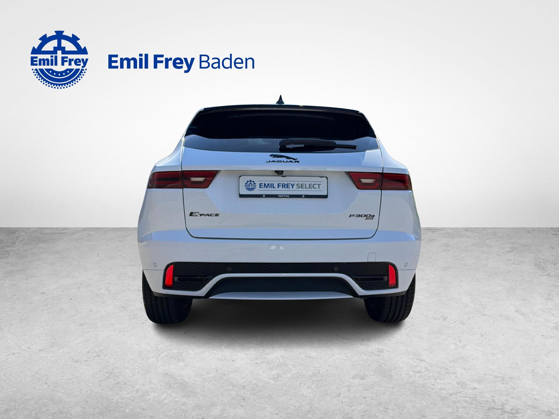 JAGUAR E-Pace 1.5 T 300e R-Dynamic SE AWD Plug In Hybrid 309PS-showroom-element-3