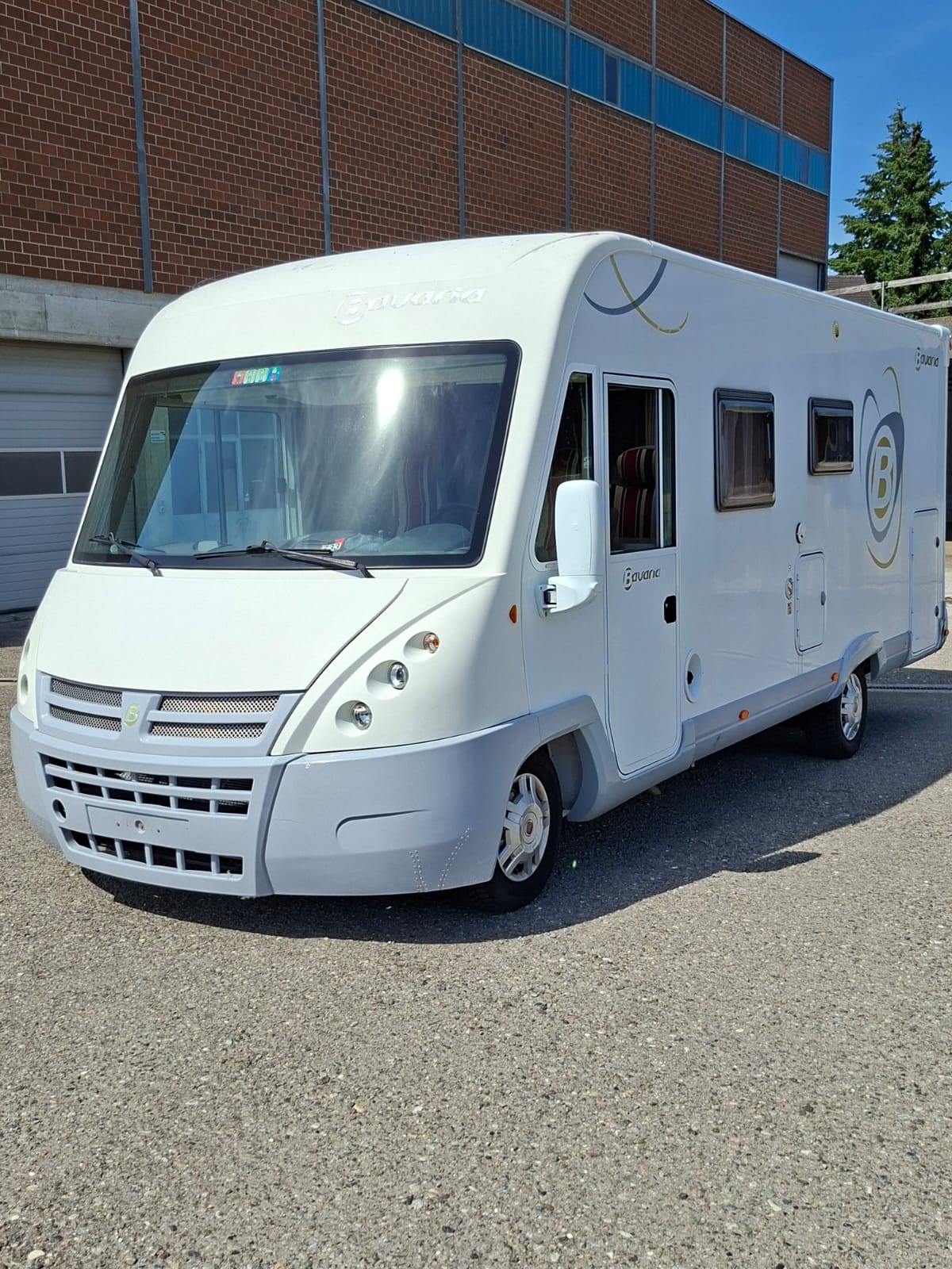 BAVARIA I 69 LG-image-1