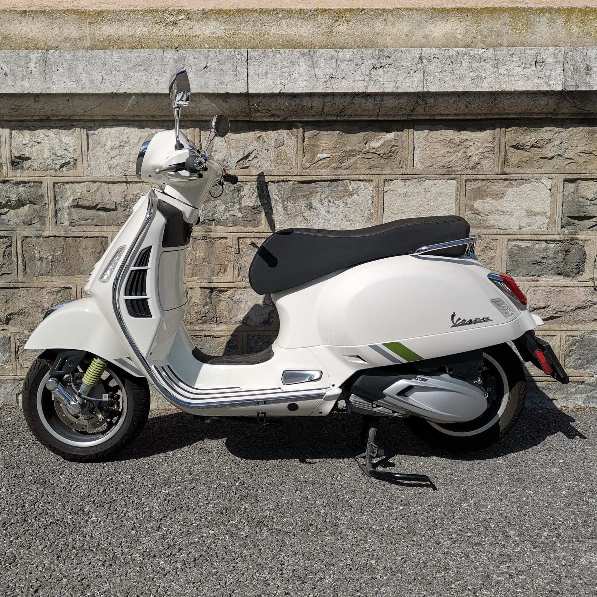 PIAGGIO Vespa GTS 310 Super Tech RST Euro 5+-image-2